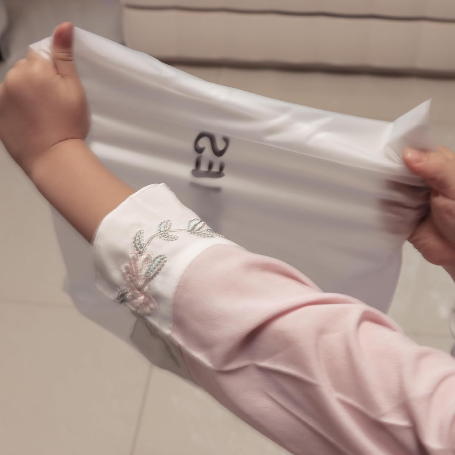 15Pcs Hospital Bags for Women Labor Delivery, 13.8 * 10.6 Inch Essentials Maternity Hospital Bag, Organizing Pouches for New Mom Newborn Baby image number 3