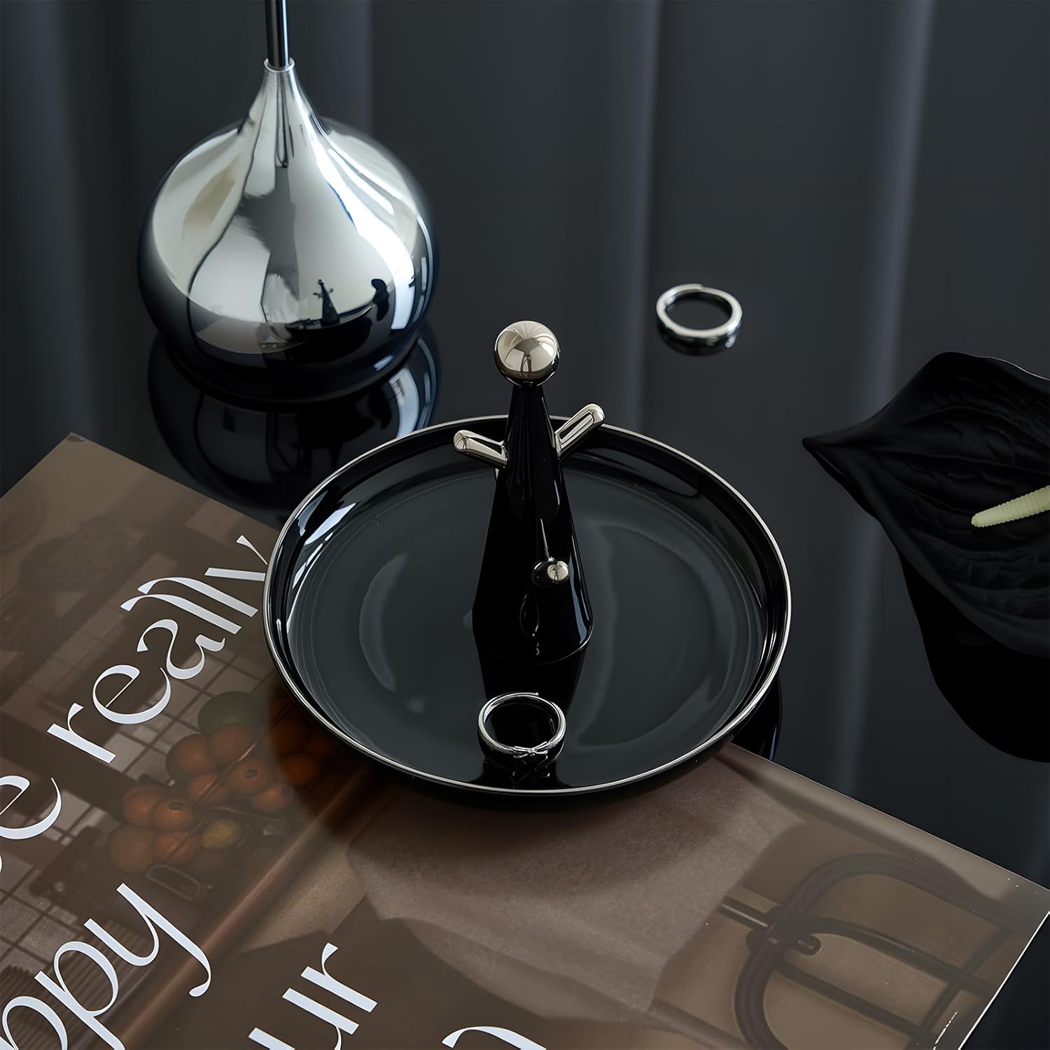 Lolalet Ceramic Ring Dish Holder, Tree-Shaped Trinket Tray for Rings Earrings Necklaces Jewelry Decorative Plate Present for Birthday Wedding Engagement -Black