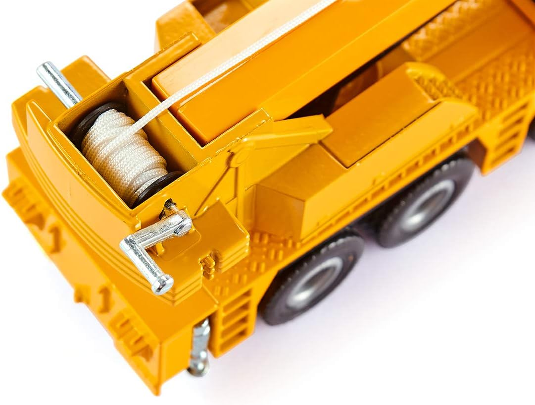 Siku 2116 Super Non-Powered Vehicle, Red/White image number 1