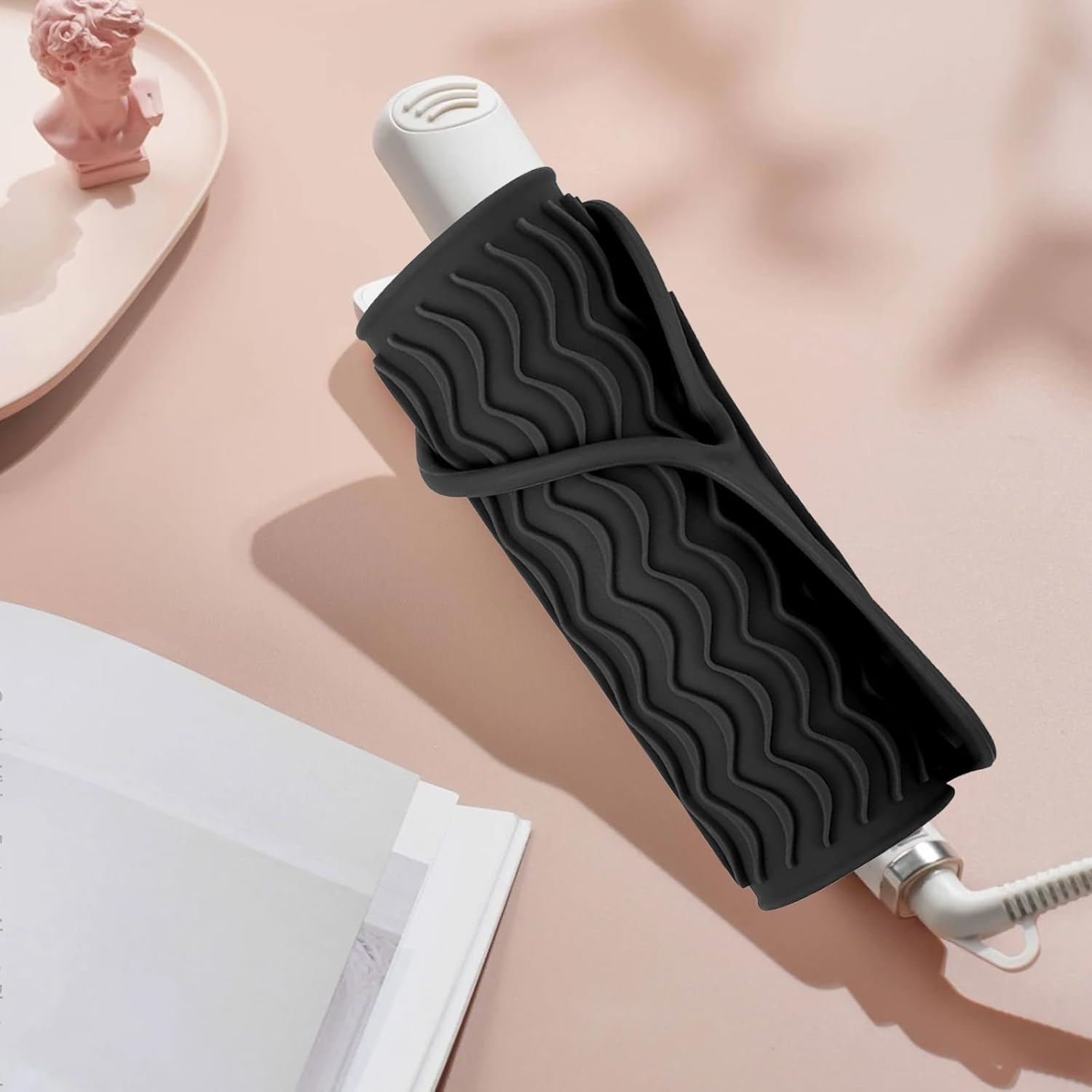 2 Pieces Heat-Resistant Mat for Curling Irons, Heat-Resistant Silicone Mat Curling Iron, Heat-Resistant Mat for Hair Straighteners, for Straightening Combs, Curling Irons, Hair Straighteners, Hair image number 5