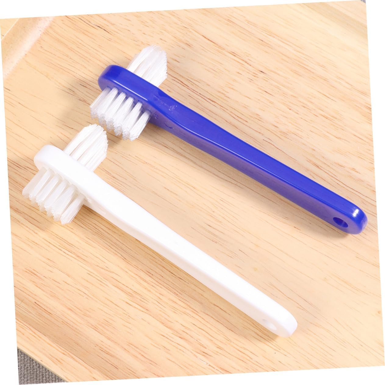 WOFASHPURET 4Pcs Double-Sided Denture Brush with Firm Nylon Bristles for False Teeth Cleaning Non-Slip Handle Portable Includes White and Blue Brushes for Reach Areas and Stain Removal image number 3