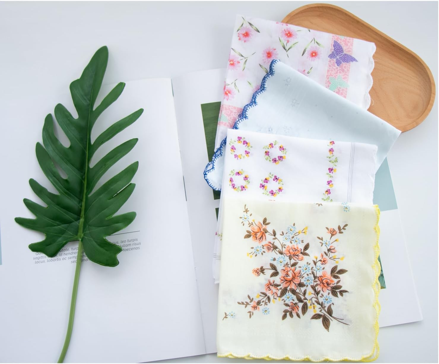 MZLIU Womens Girls Vintage Floral Cotton Handkerchiefs with Scalloped Edge Hankies