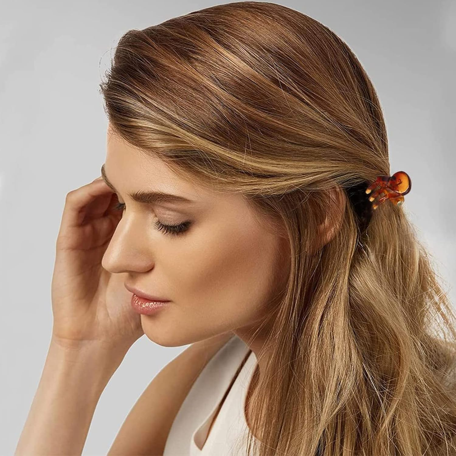 Pack of 12 Mini Plastic Hair Clips for Girls and Women image number 1