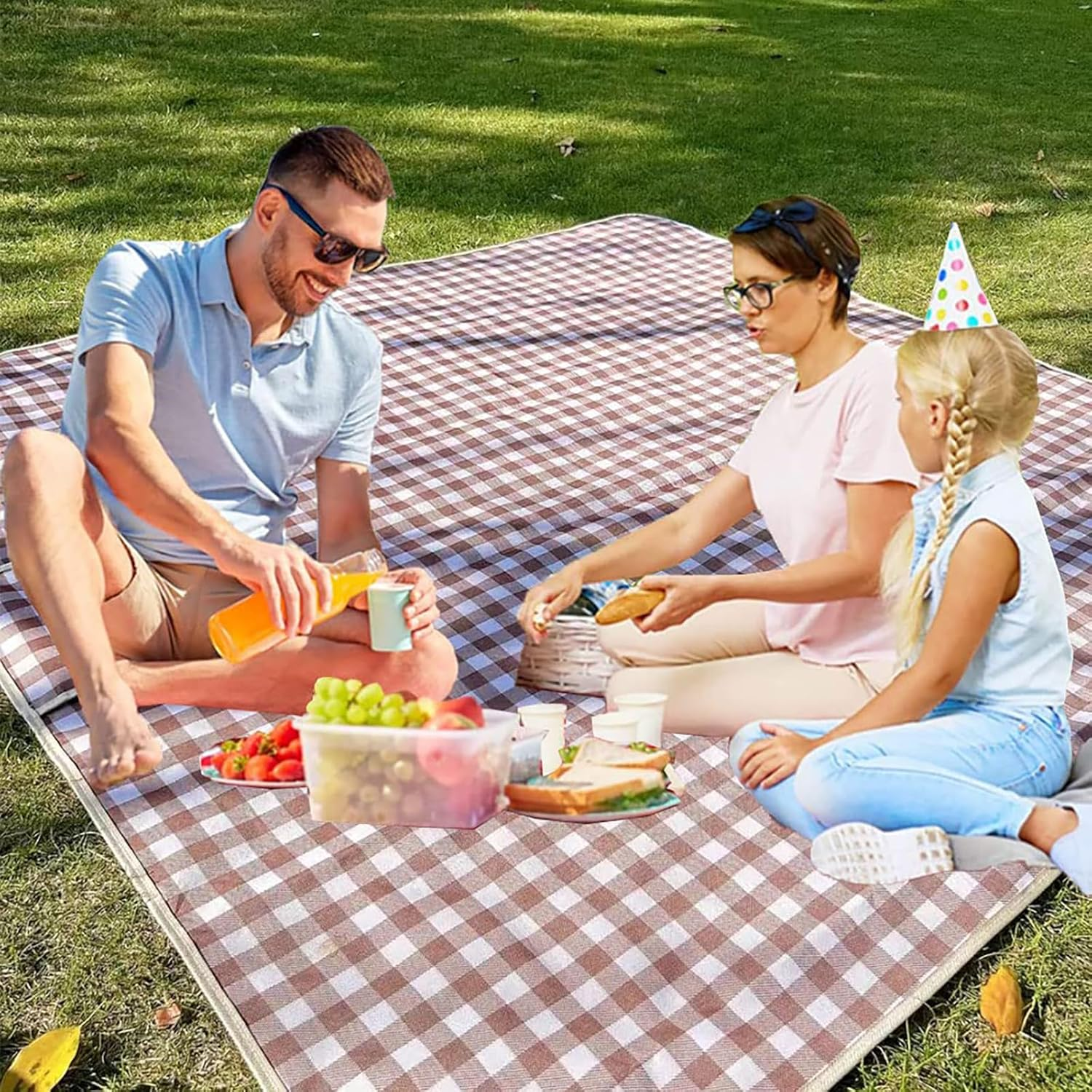 EP Leben Extra Large Picnic Blanket Beach Blankets, 80''X80'' Picnic Mat Waterproof Sand Proof Foldable Portable for Outdoor Camping Hiking Travel Grass Park Music Festival Lawn Mats (Brown) - Yellow image number 3