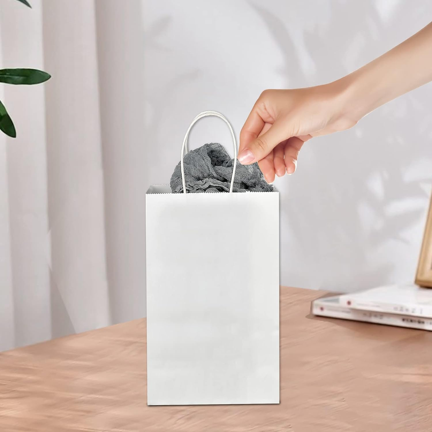 Toovip 100 Pack 5.25X3.25X8.25 Inch Small White Kraft Paper Bags with Handles Bulk, Gift Wrap Bags for Favor Grocery Retail Party Birthday Shopping Business Goody Craft Sacks Merchandise Take Out Cub - Gold image number 5