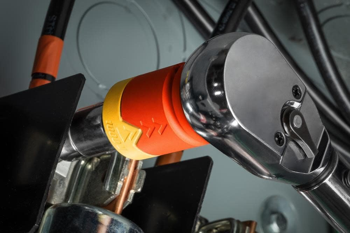 Crescent CAEAD332 Eshok-Guard&trade; Socket Isolator 1/2" X 2-1/2" image number 4