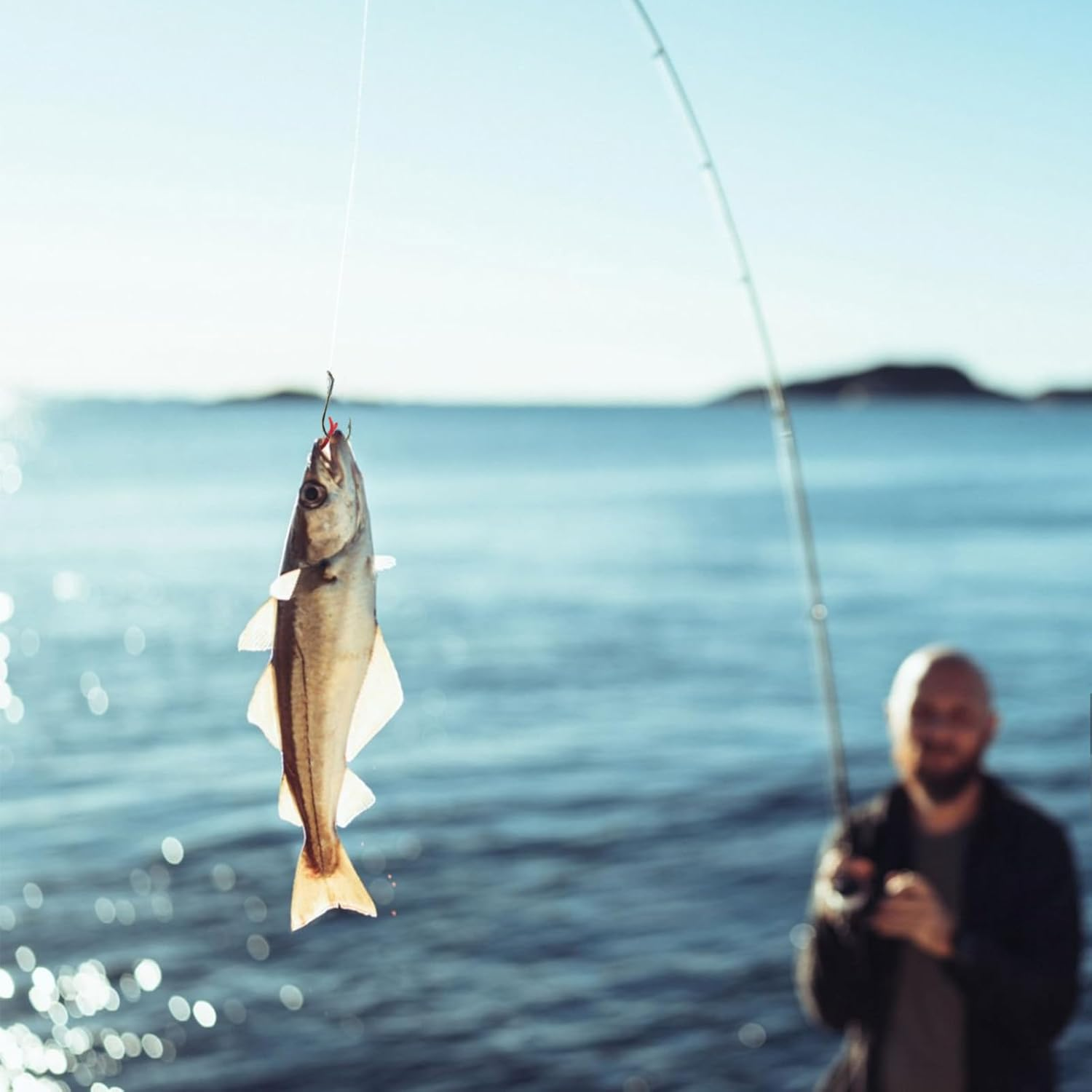 TEAONE Fake Lure, 200 PCS Soft Fishing Lure for Freshwater and Saltwater (Red, 3.5Cm/1.37In) image number 4