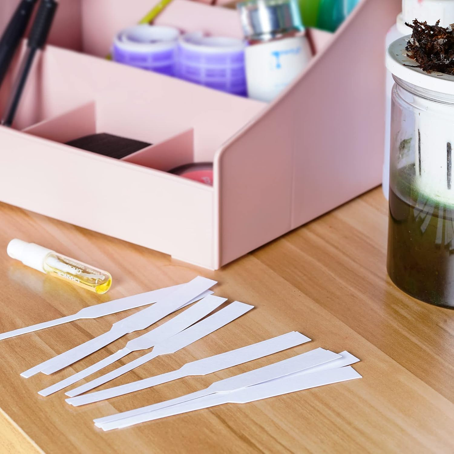 600Pcs Perfume Test Strips Paper Perfume Testing Strips Disposable Perfume Test Paper White Perfume Test Strips Essential Oils Test Card for Perfume Fragrances Scents Testing (600) image number 3