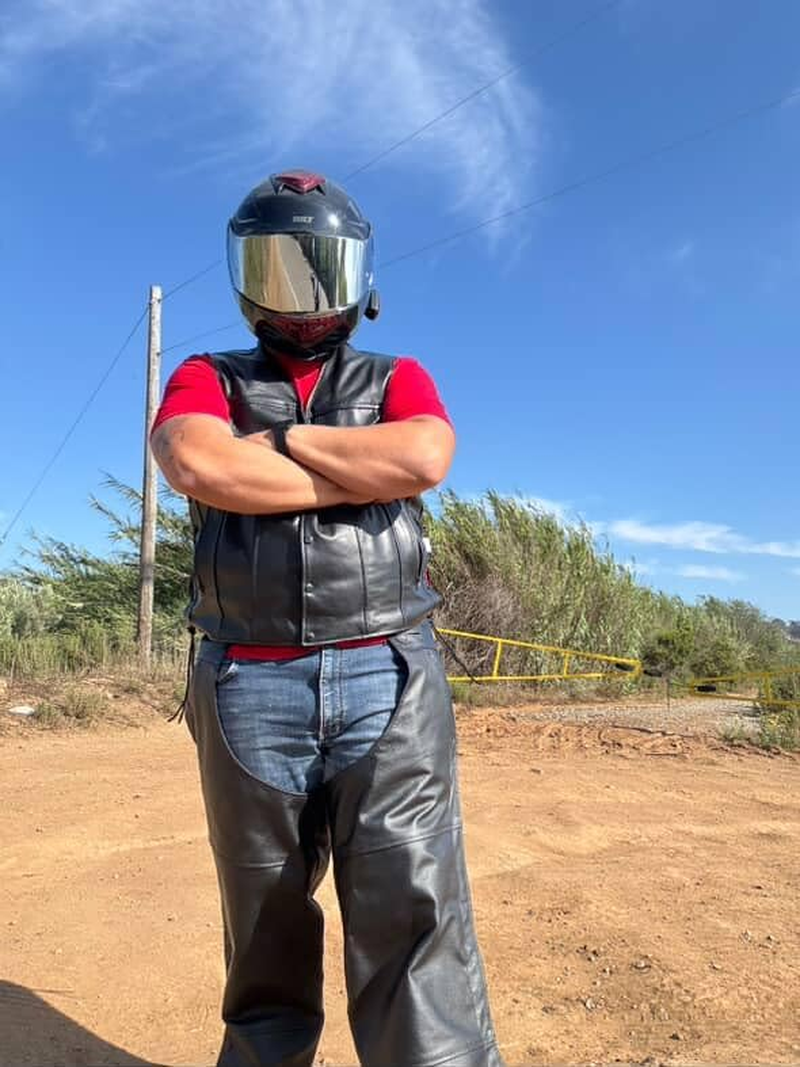 BYKR Leather Motorcycle Chaps for Men & Women Overpants Cowboy Riding Biker Vintage Chap Pants Adjustable Waist & Length image number 1