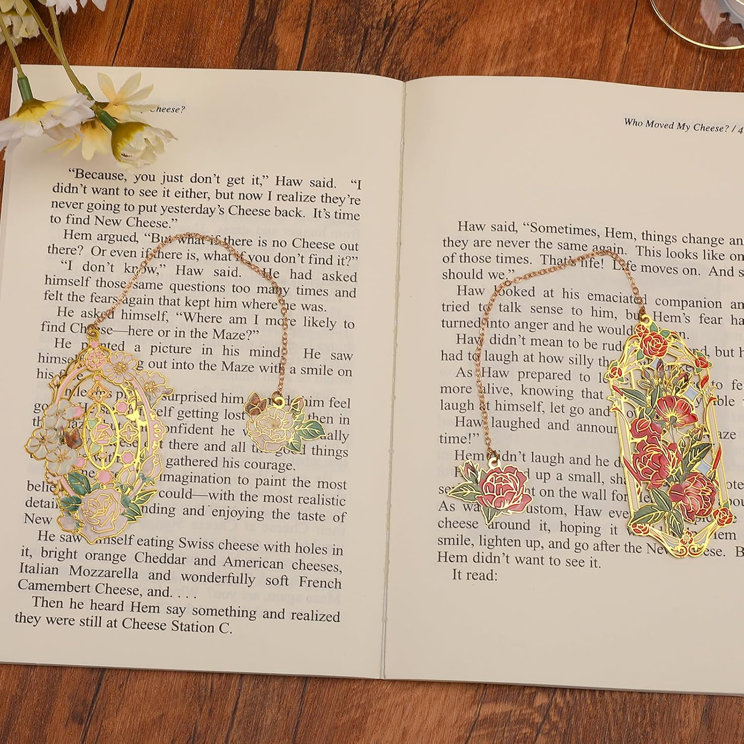 Metal Bookmarks 2 PCS, Sgbvzbd Bookmarks for Reading Women, Pretty Bookmarks for Women, Beautiful Metal Bookmark, Red Rose Bookmark and White Rose Bookmark(Bkm-043-001) image number 5