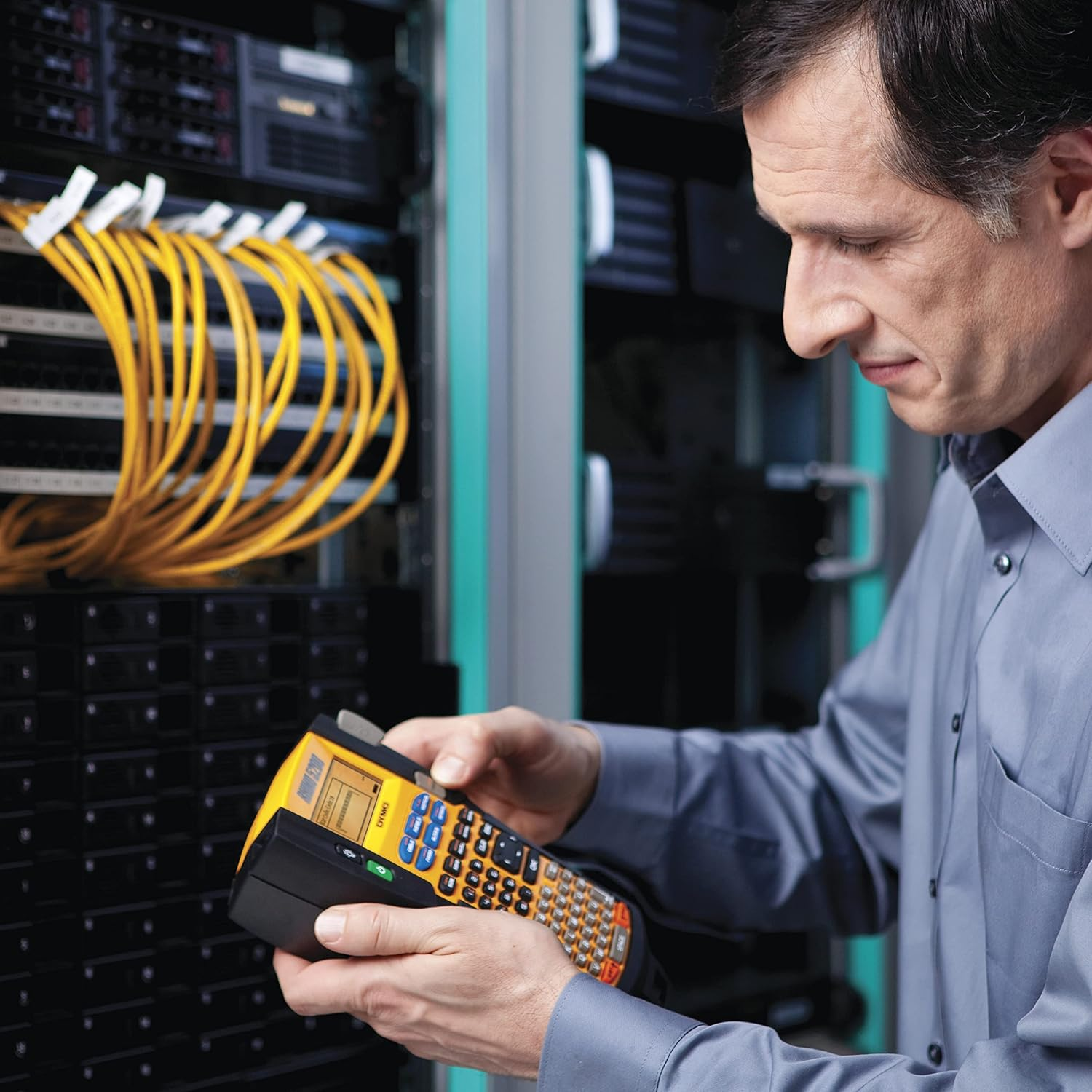 Dymo Rhino 5200 Industrial Label Maker | Labelling Machine Kit Case | Time-Saving Hot Keysprints Fastdurable Label Maker for Job Sites and Heavy-Duty Labelling Jobs | UK Plug image number 5