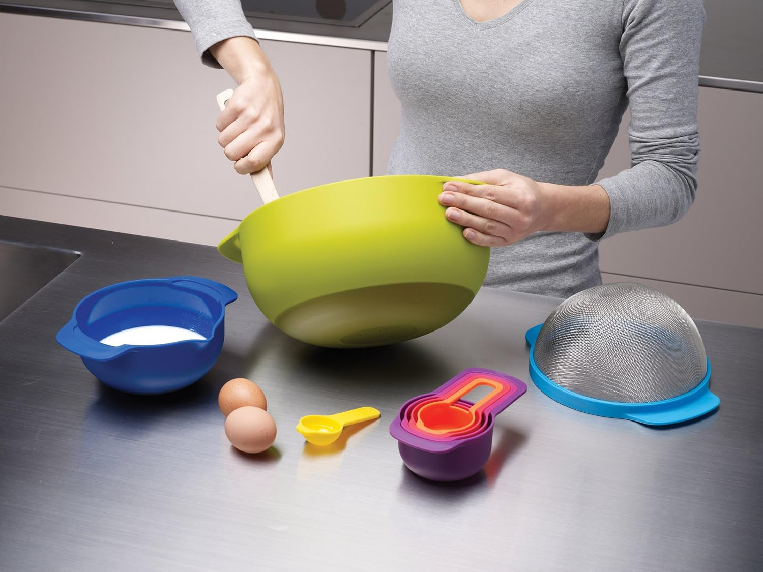 Joseph Joseph Nest 9 Plus, 9-Piece Compact Food Preparation Set - Multi-Colour image number 6