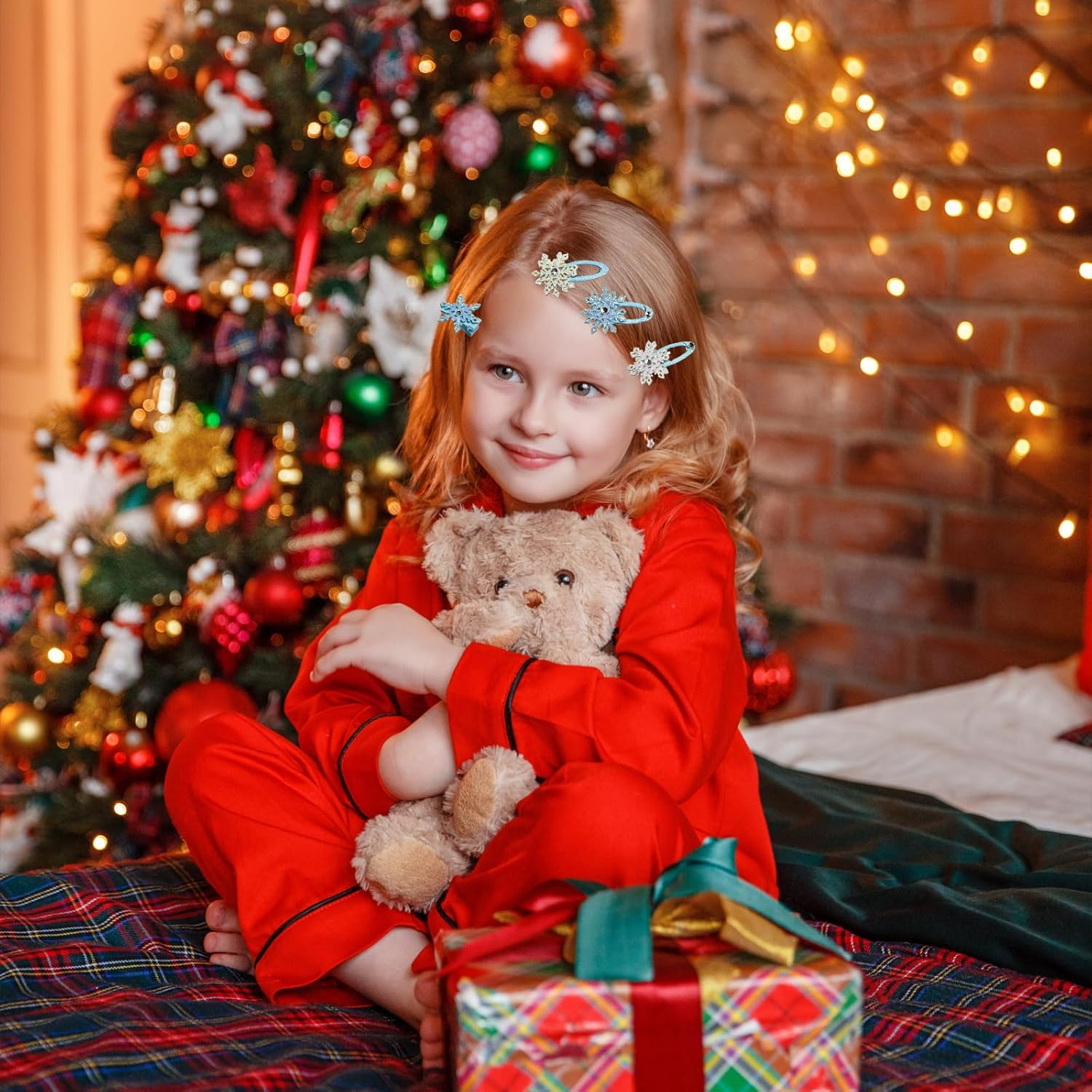 Snowflake Hair Clip Set, 8 Pieces Exquisite Christmas Snowflake Hair Clips, Snowflakes Hair Accessories Hair Clip with Shiny Rhinestones for Women Girls Winter Christmas Party Gift (E) image number 1