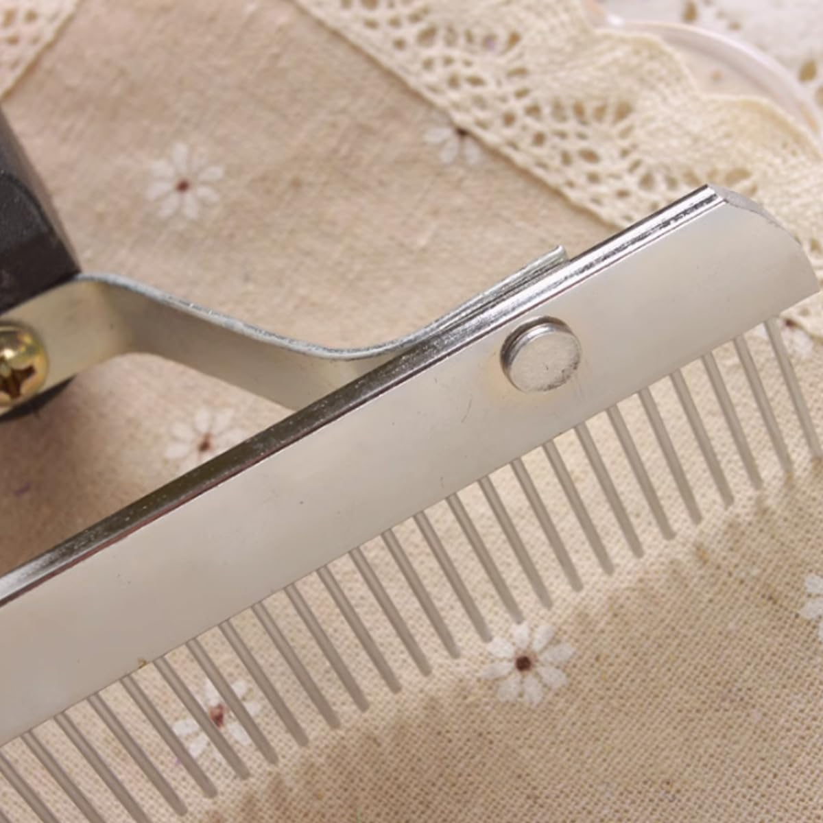 AIMALL Rubber Handle Pet Rake Comb - Big Dog Grooming Brush for Medium to Long Hair, Knot Removal, and Undercoat Cleaning image number 6