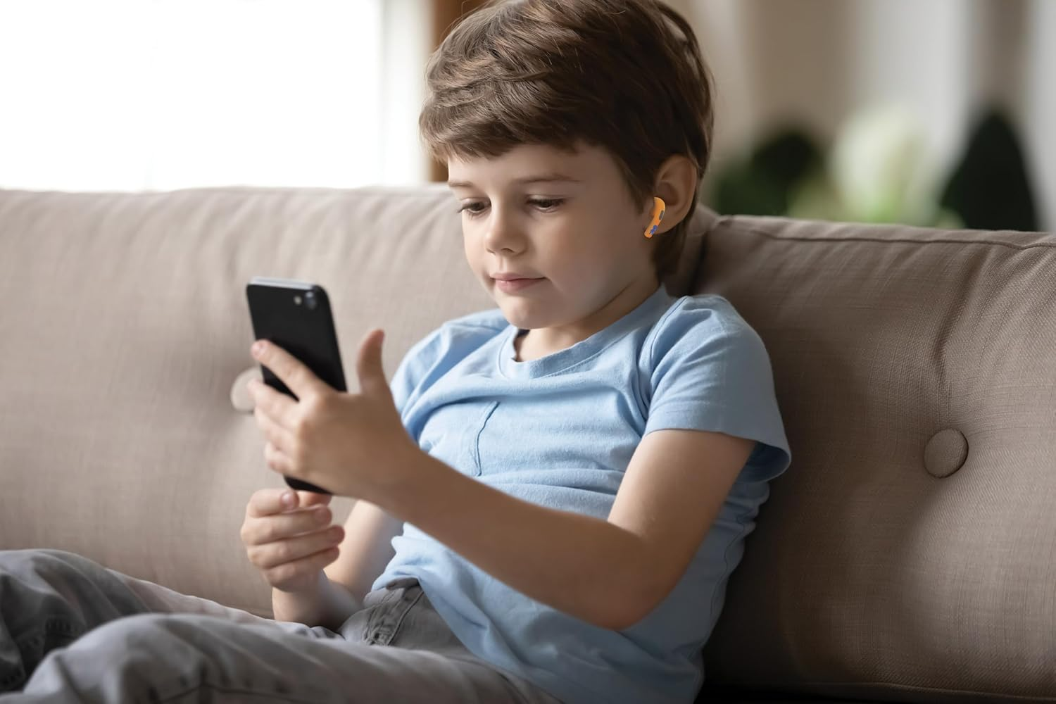 Lexibook Naruto Bluetooth Earbuds with Charging Storage Case image number 2