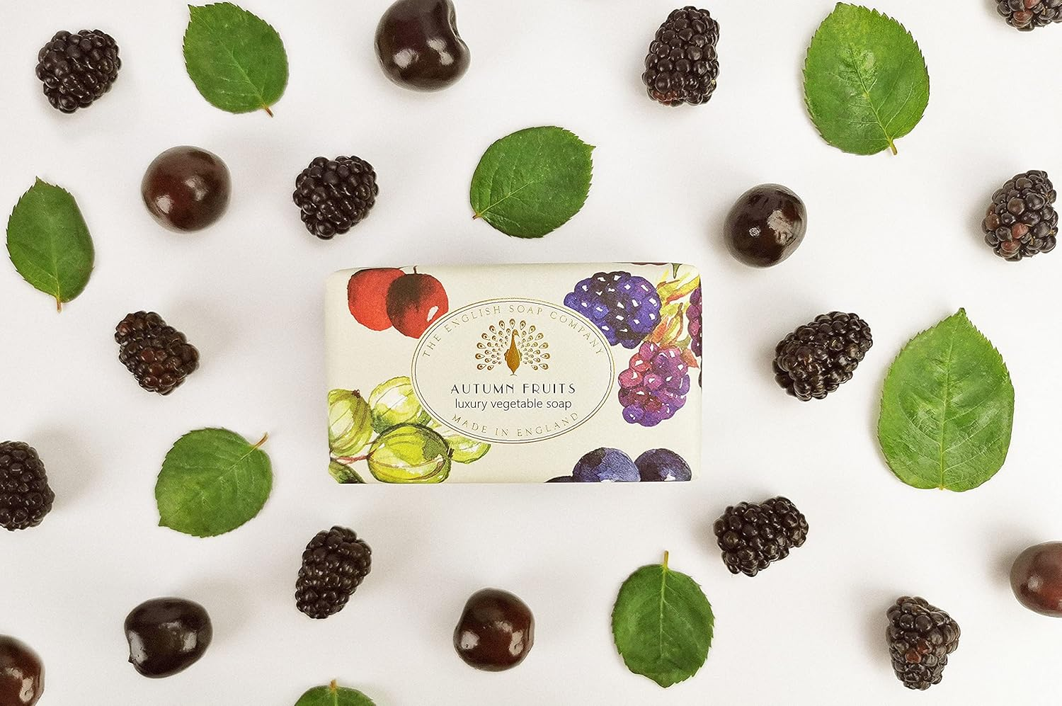 The English Soap Company Vintage Wrapped Soap Bar, Autumn Fruits Shea Butter Soap Bar, Moisturising Soap Bar for Face and Body, Autumn Fruits Scent 190G image number 1