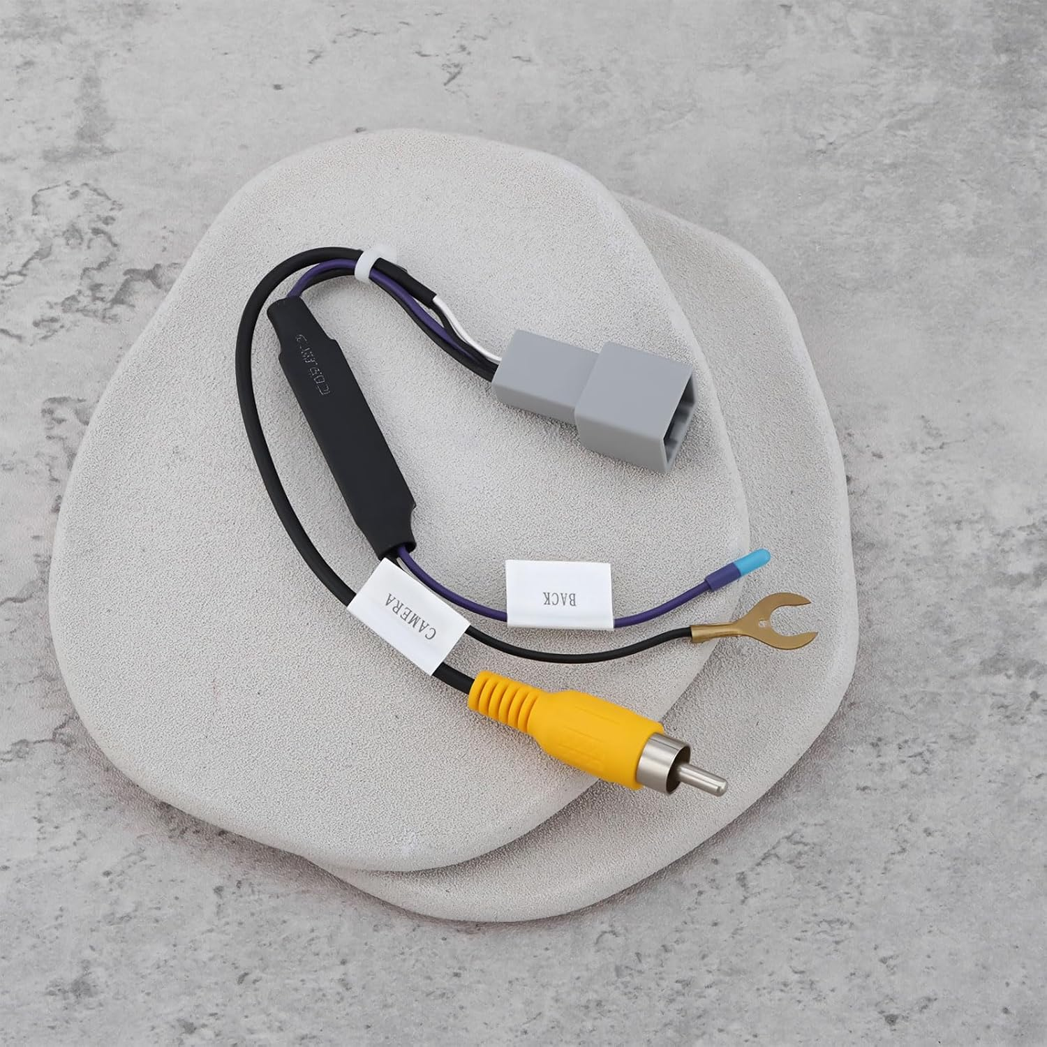 Ecsing 8-Pin Reverse Camera Video Output Adapter Cable Compatible with Honda BRV 2014&ndash;2018 image number 2