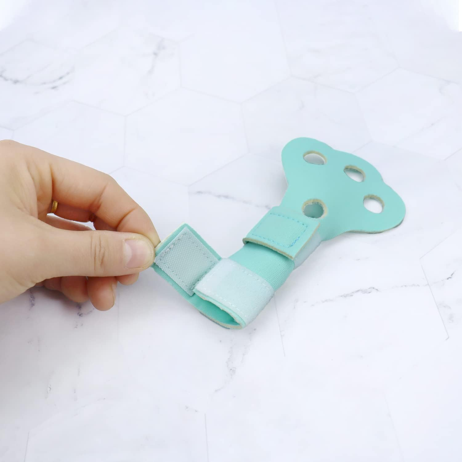 2 Pack Chicken Protective Shoes for Chick Booster Hen Turkey Feet Paws Bumblefoot image number 3