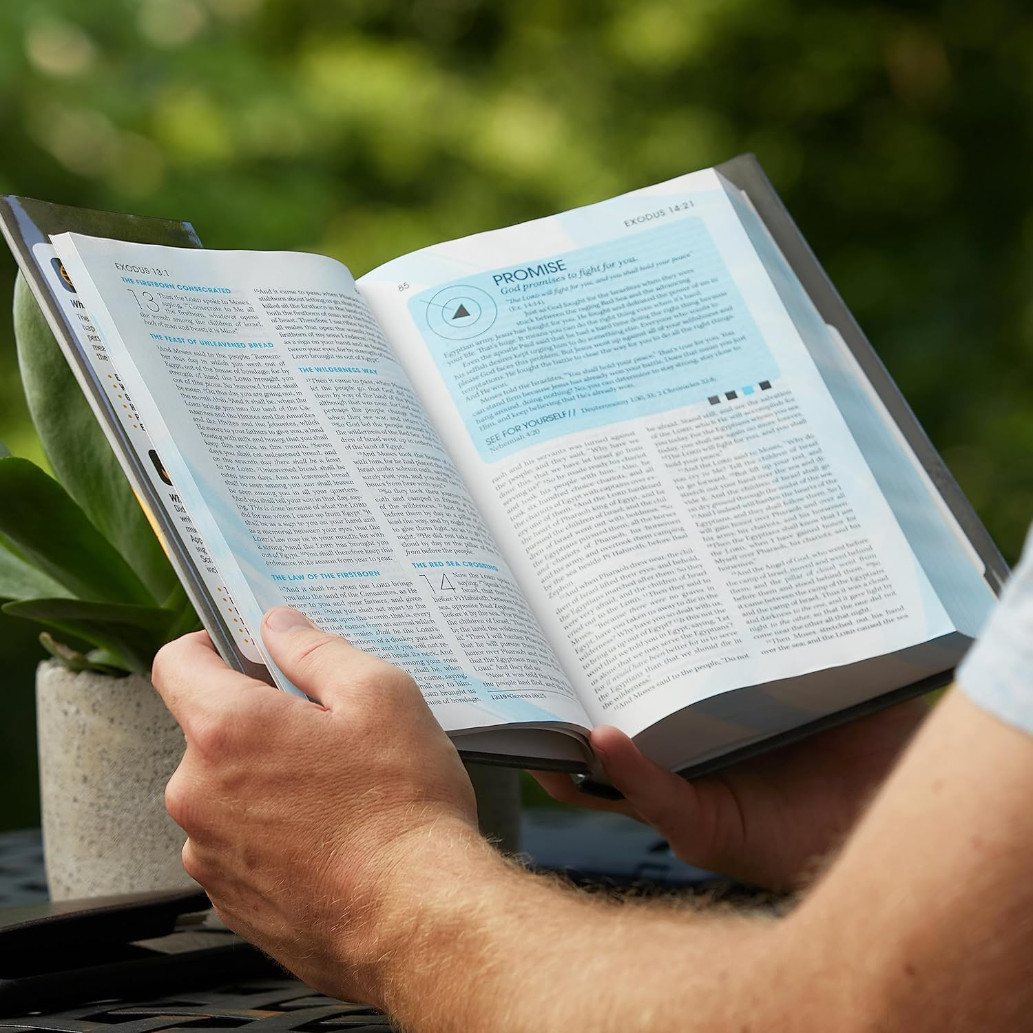 NKJV, Extreme Teen Study Bible, Leathersoft, Gray: Real Faith for Real Life image number 6