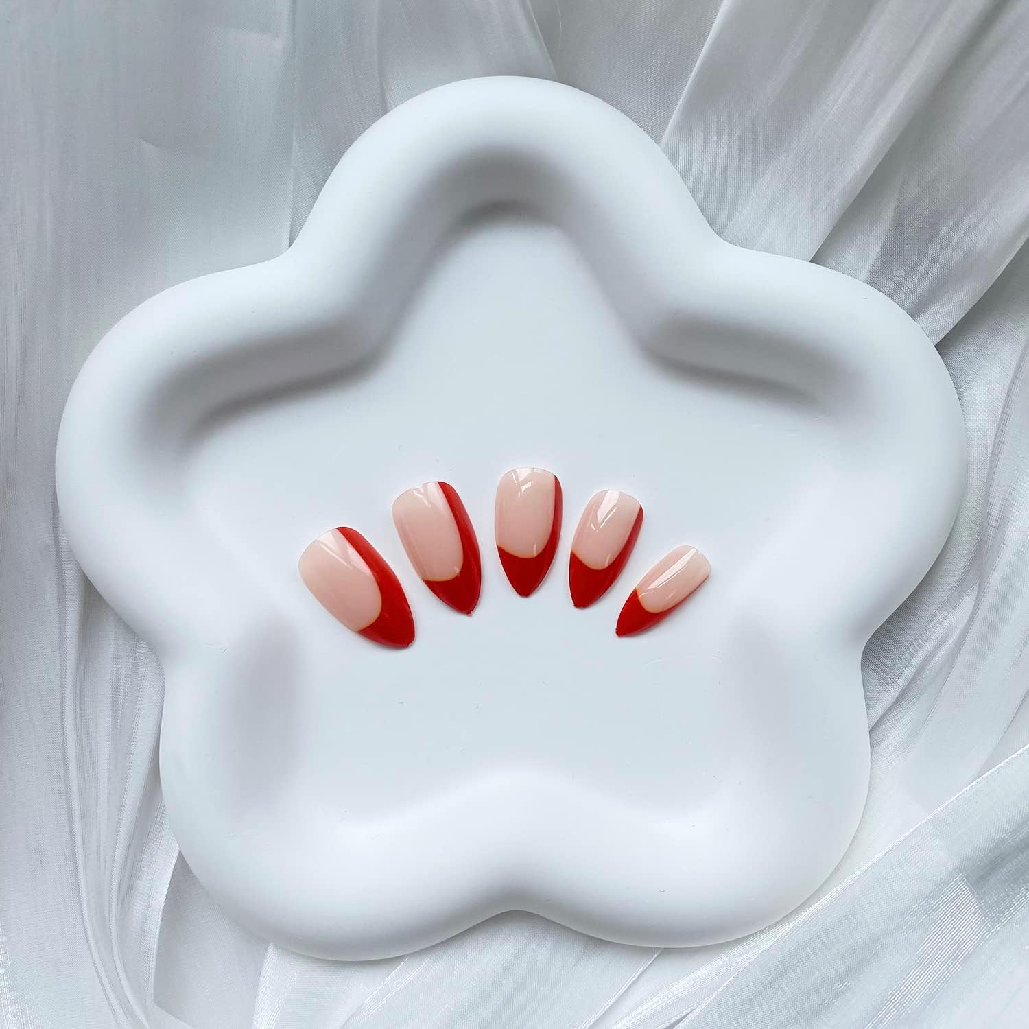 RIICFDD French Tip Press on Nails Medium Almond Fake Nails Red Oblique Tip Nude Pink Glossy Acrylic False Nails Kit for Women Girls Artificial Nails 24 Pcs