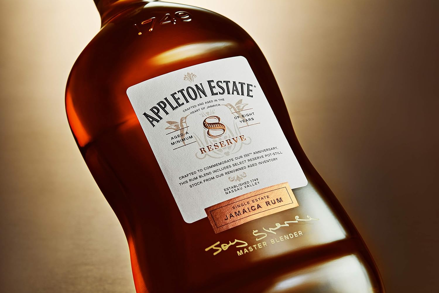 Appleton Estate 8 Year Old Reserve Rum 700 Ml image number 1