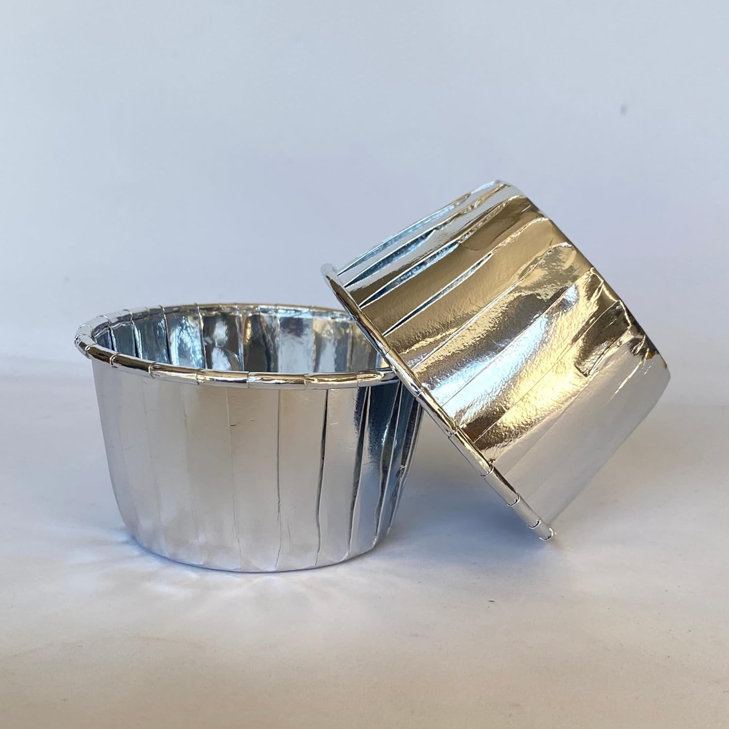 Silver Cupcake Baking Cup Cases, 100 Pieces Muffin Lined Wrapper Papers for Desserts, Little Cakes, Snacks & Muffins, Leakproof Ramekin Foil Patty Pans (Silver) image number 3