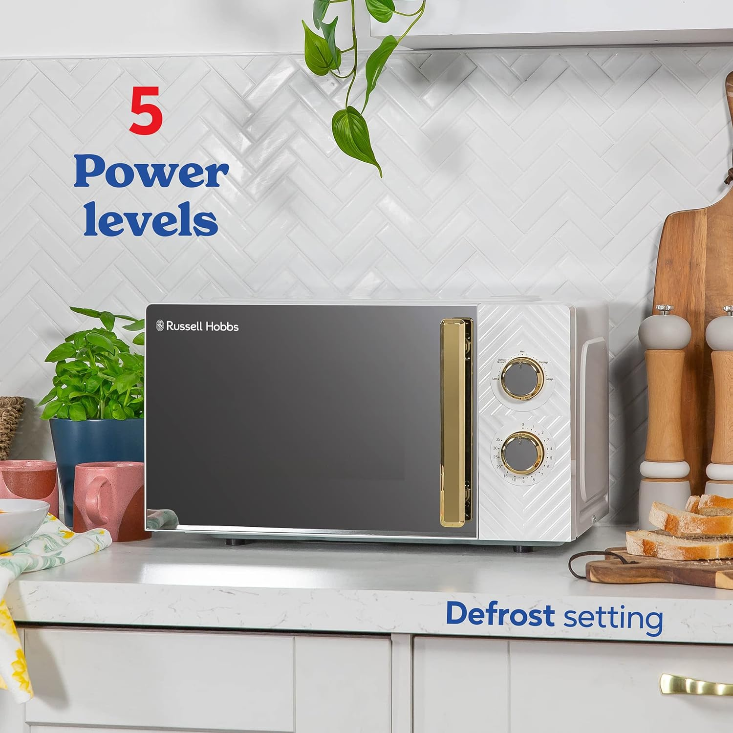 Russell Hobbs 17 Litre 700W White Solo Manual Microwave with Groove Design, 5 Power Levels, Integrated Timer and Defrost Function, Easy Clean RHMM723 - Black image number 5