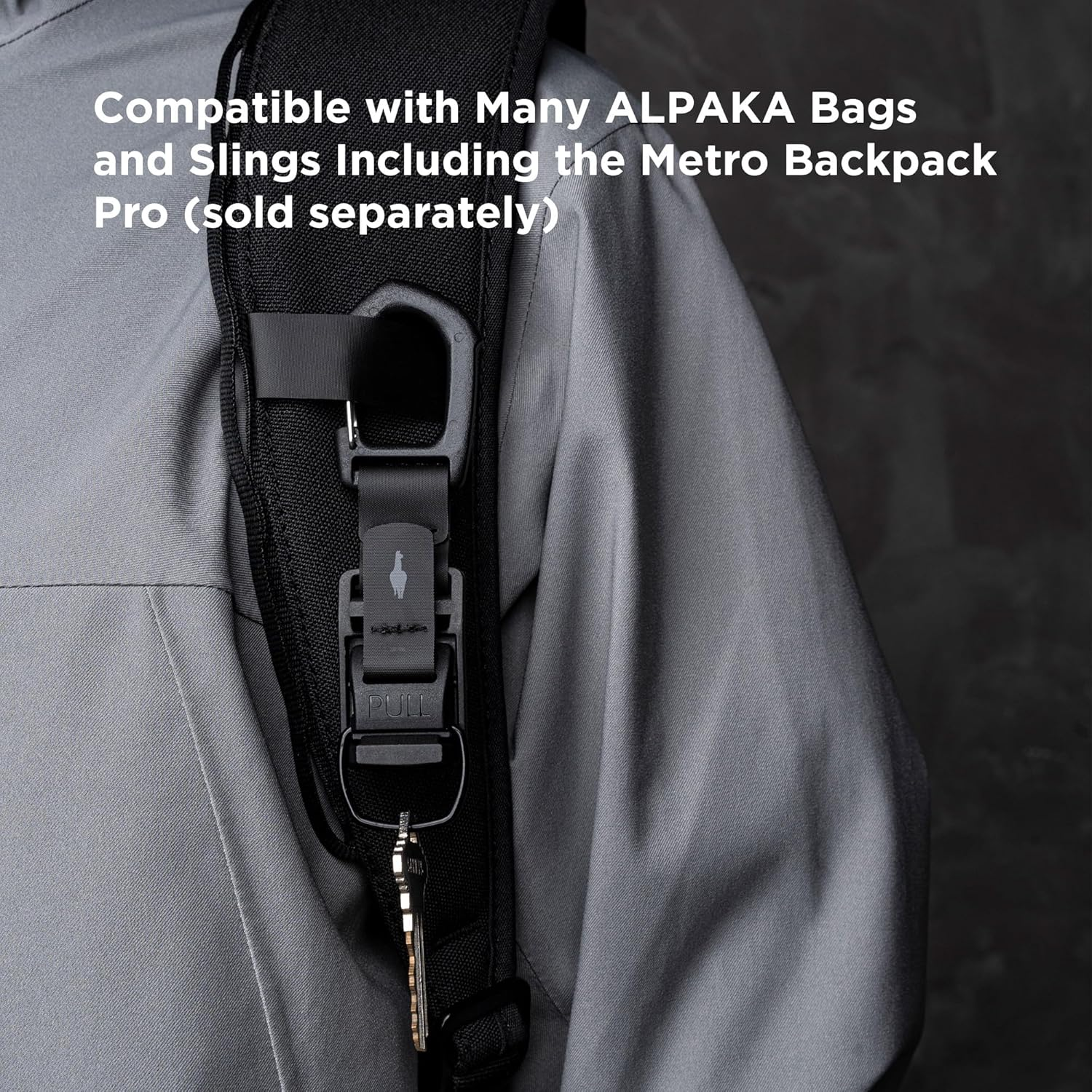 ALPAKA HUB Carabiner - Versatile Pouch, Quick Release Keychain - Magnetic Latch, Key Clip - Attach to ALPAKA Sling Bag,Tote Bag, Belt Loops, and More image number 3