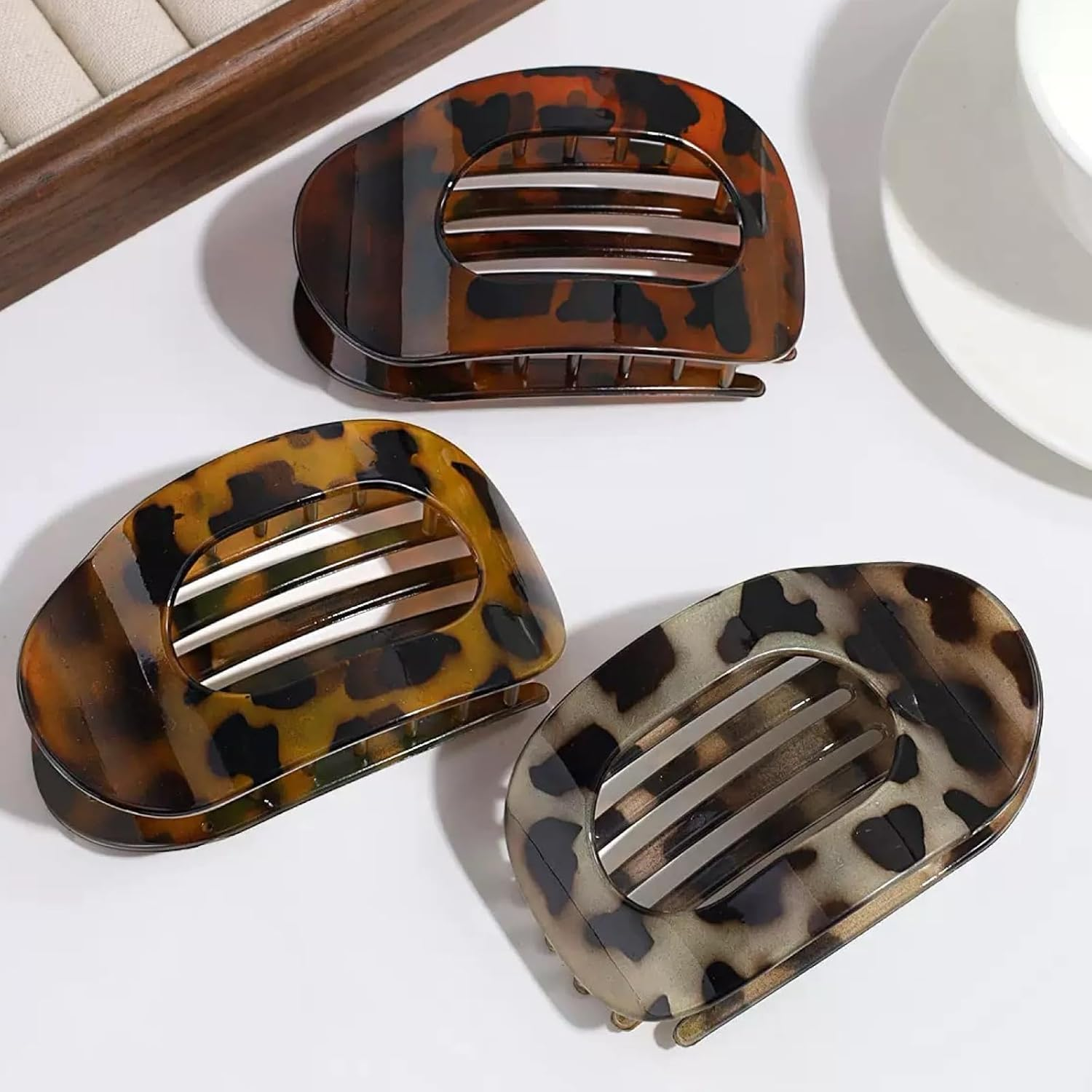 Ypkia Pack of 3 Leopard Print Flat Hair Clips, Large French Hair Clips, Women'S Non-Slip Hair Claws for Thick Hair Accessories image number 4