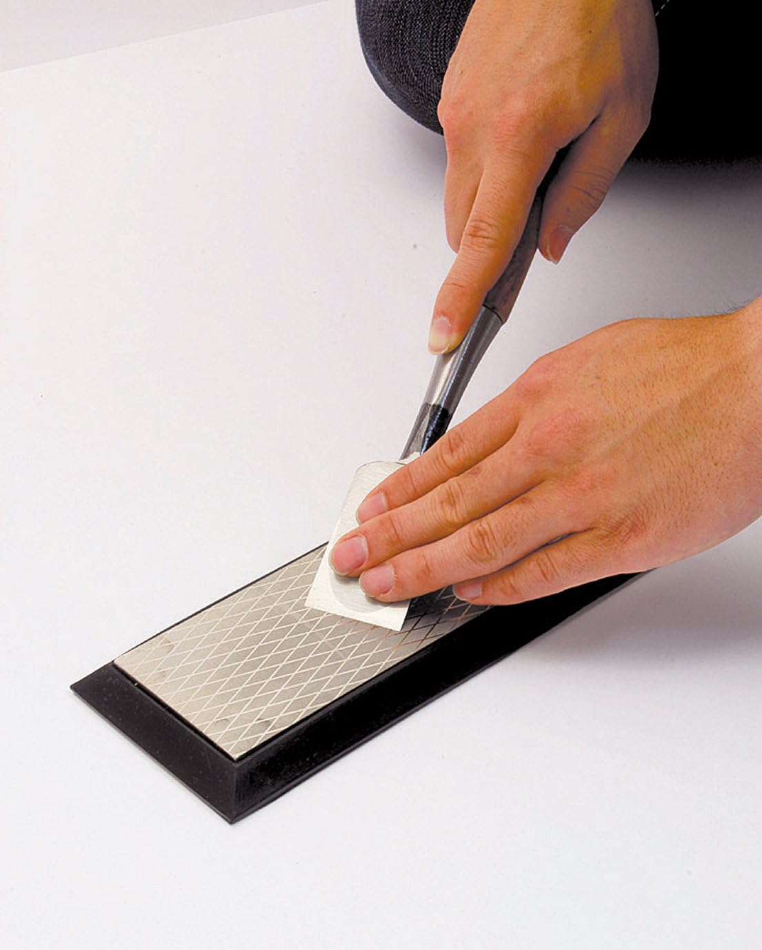 Takagi GISUKE Diamond Double Sided Whetstone with Whetstone Stand #150/600 image number 2