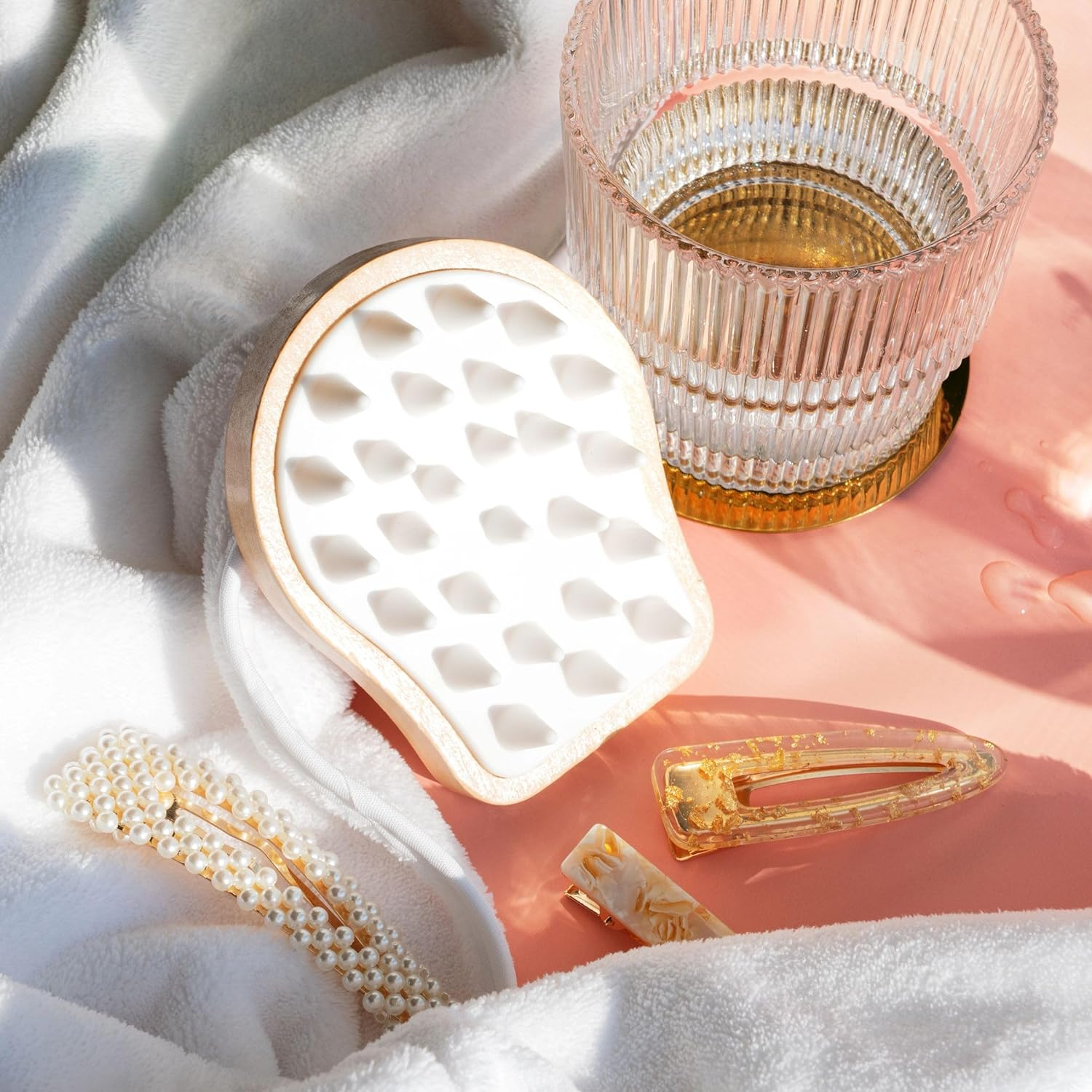 Eco Tools Shower Scalp Massager image number 6