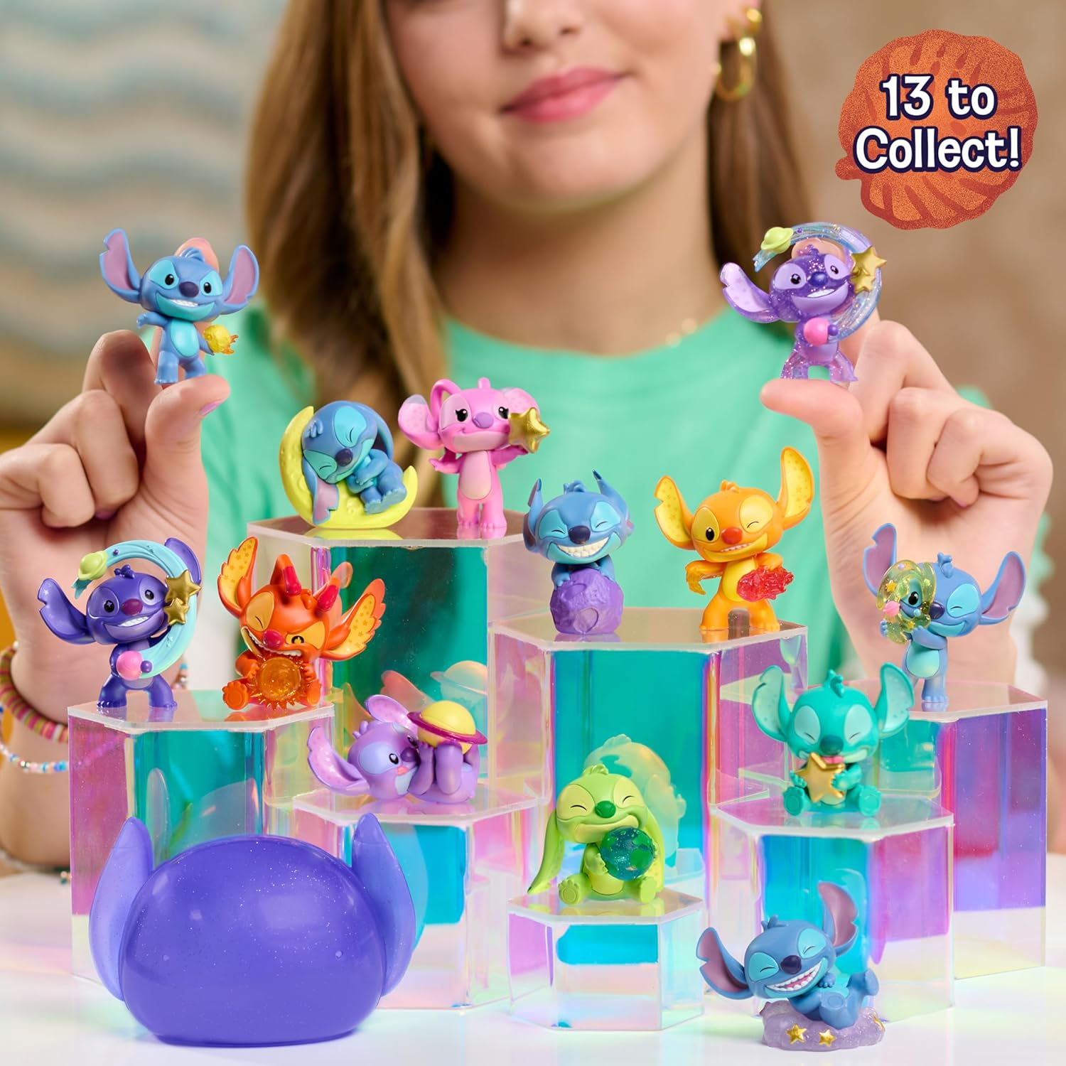 Stitch Outta This World Blind Capsule Figures image number 1