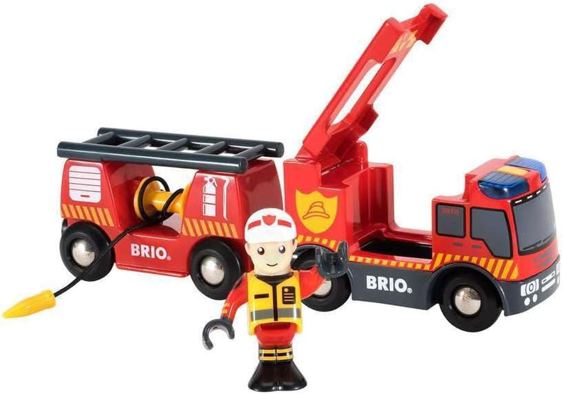 BRIO - Emergency Fire Engine 3 Pieces image number 1