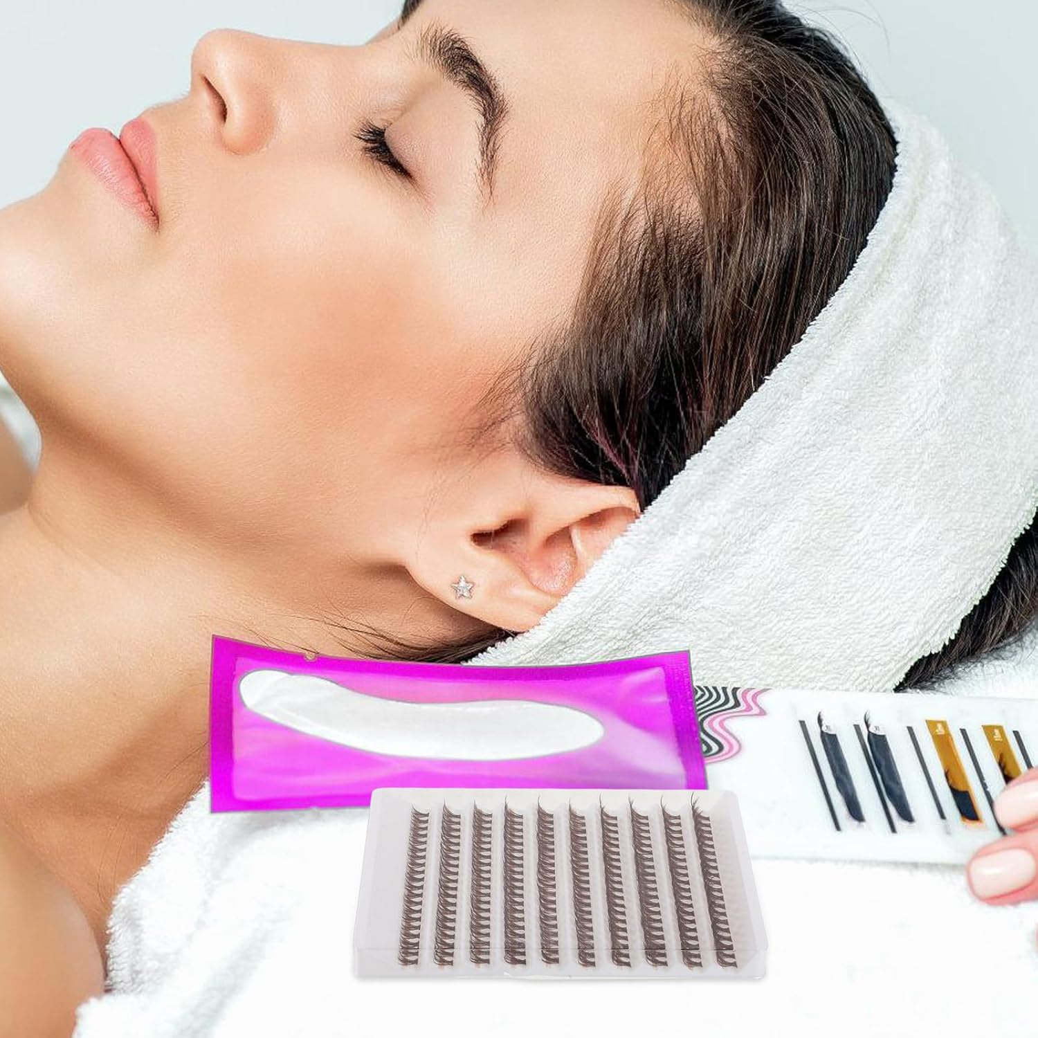 WESIEVYA 10 Pairs Brown Wispy Lash Clusters, Lightweight Natural-Looking False Eyelashes Kit, Fine Fiber Curl for Everyday Makeup and Cosplay