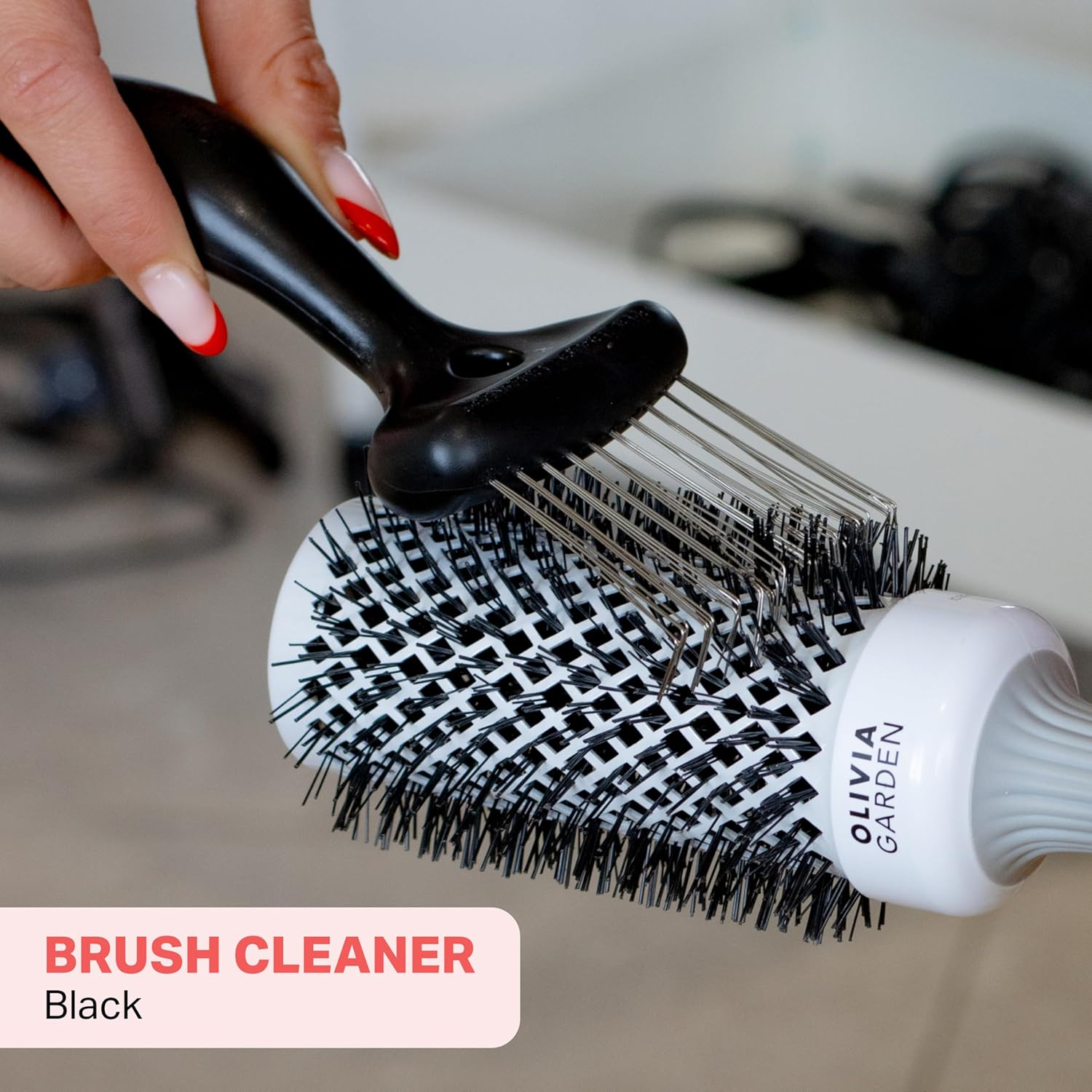 Olivia Garden Brush Cleaner, Black image number 2