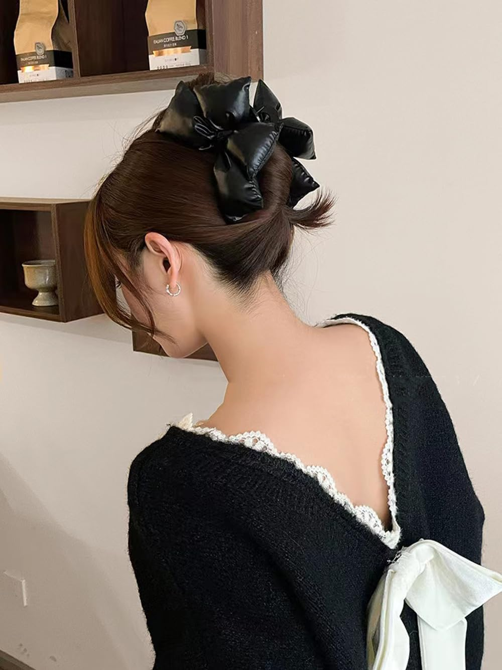 Black Leather Bow Hair Claw Clips, Large 3D Bow Hair Claw Nonslip Metal Hair Clips for Thick & Thin Hair & Curly Hair Fashion Hair Accessories image number 3