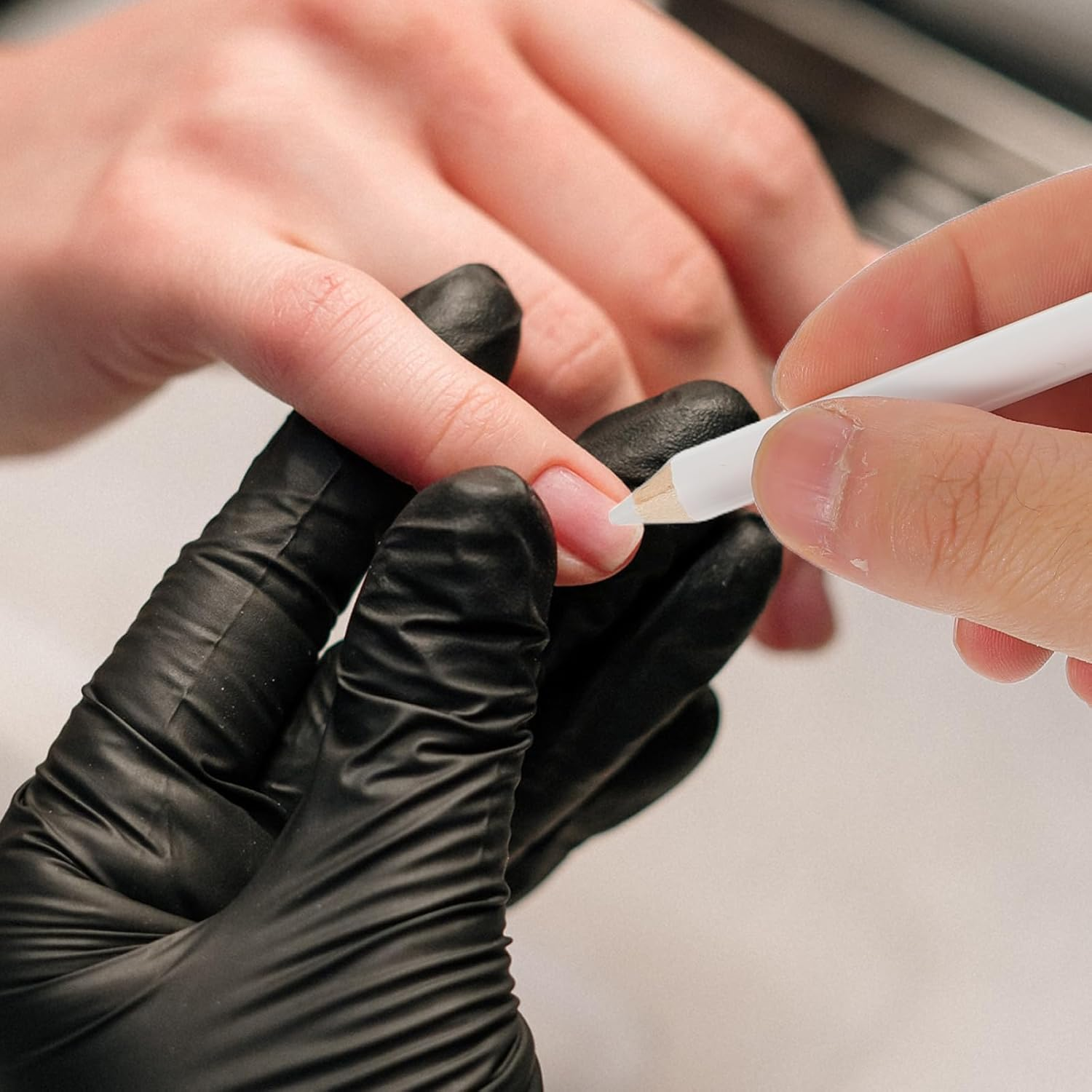 SAFIGLE 50Pcs Pickup Pencil for Rhinestones Painting Long Rhinestone Picker Nail Dotting Tools for Manicure Jewel Applicator Gem Picker Pen Tool White