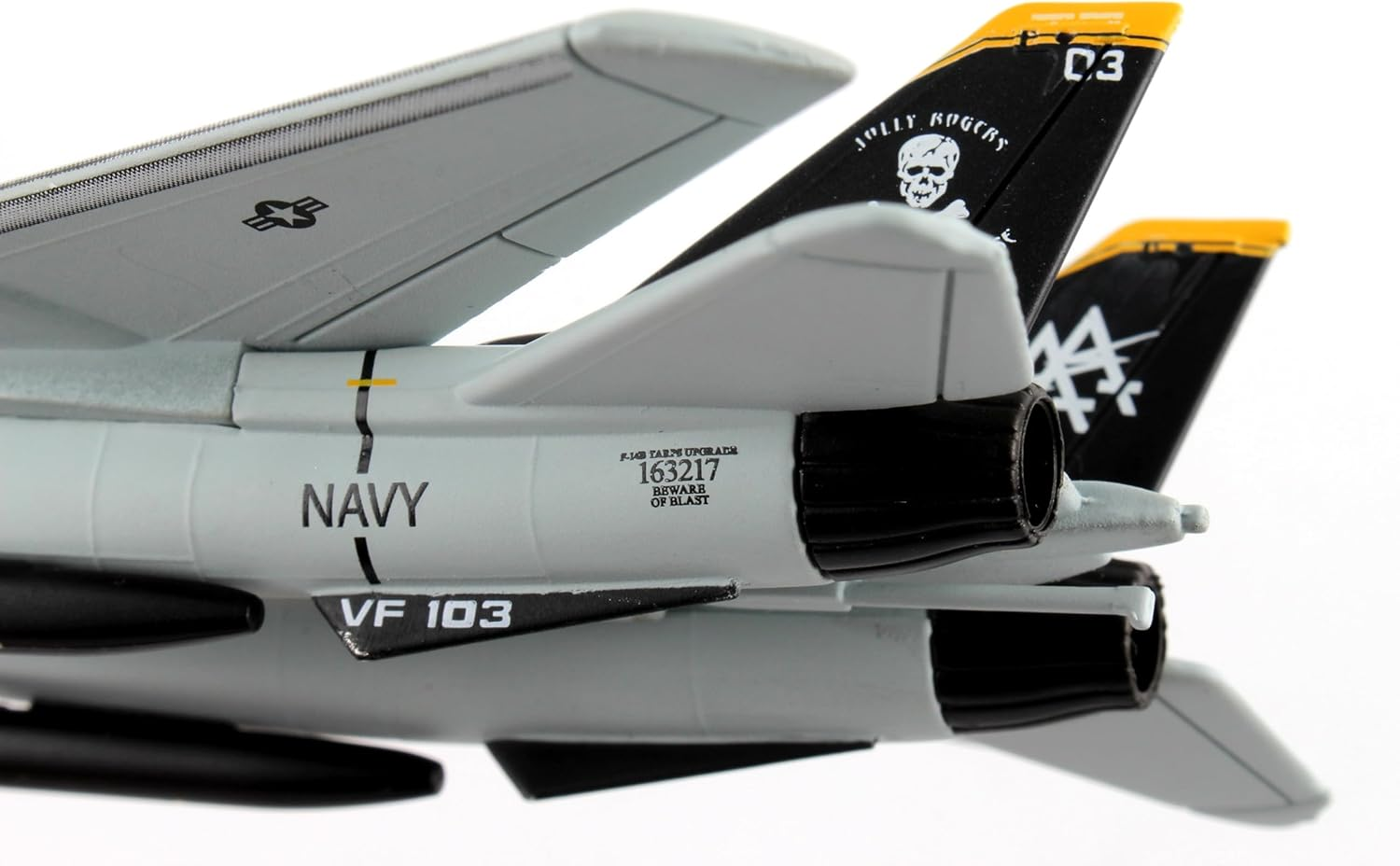 Daron Worldwide Trading Postage Stamp F-14 Tomcat Vf-103 Jolly Rogers 1/16O Scale Airplane Model image number 4