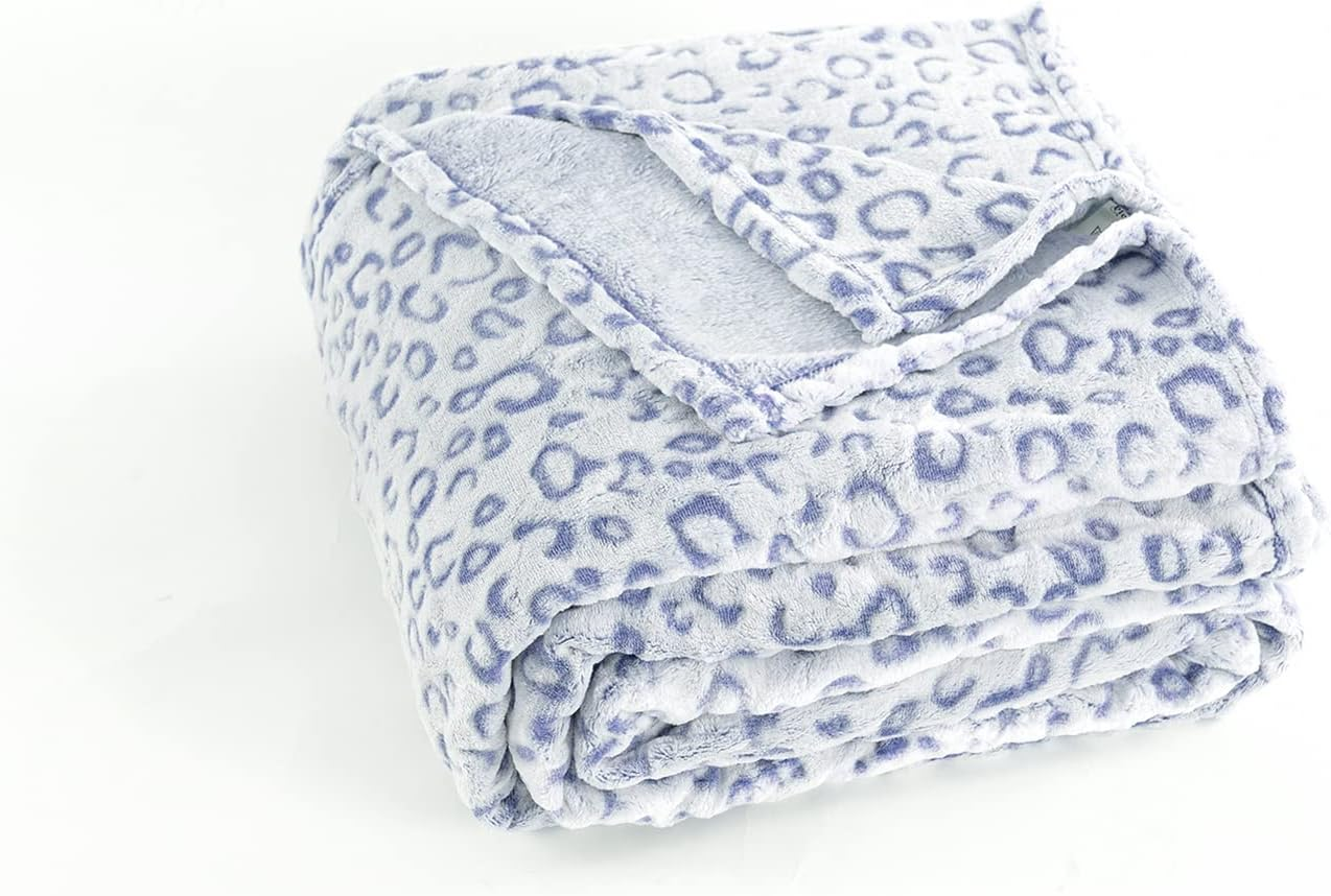 PLEASANT BOULEVARD | Leopard Throw Blanket Fleece, Premium Lightweight Cozy Warm Plush Microfiber Bedspread for Couch Sofa and Bed (Pink, Throw (50 X 60 Inches))