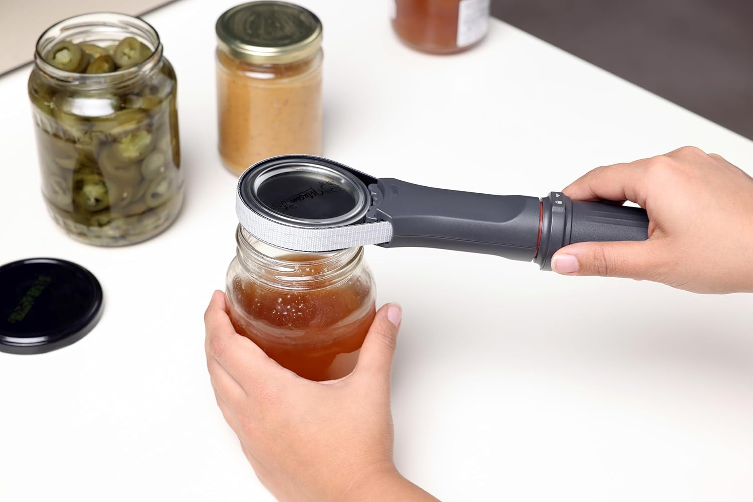 Zyliss Jar Opener - Effortlessly Opens Jars of Any Size with Minimal Effort, Adjustable Loop, Designed for Maximum Leverage and Support. Durable and Easy-To-Use Tool for Effortless Lid Opening, Grey image number 2