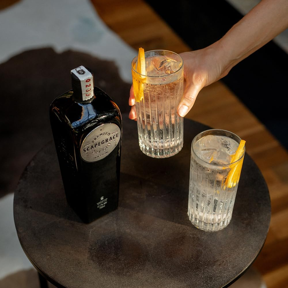 SCAPEGRACE Classic 42.2% - Premium Dry Gin - Small Batch - Distilled with Glacier Water - 70Cl image number 4
