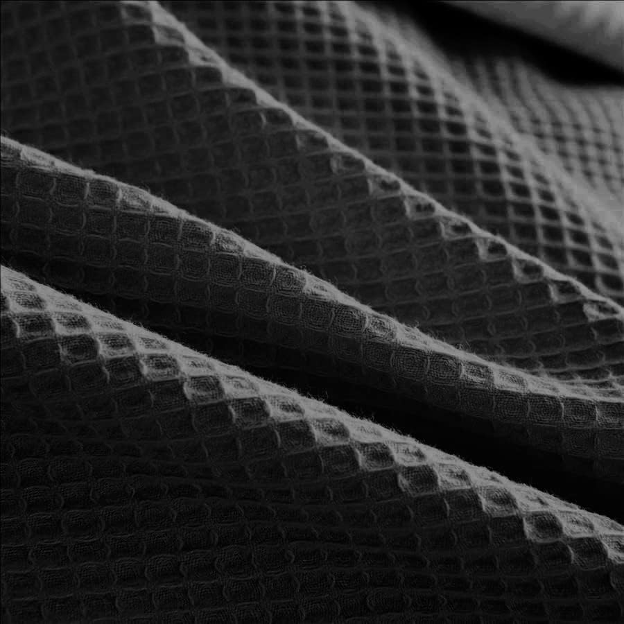 Shangri La 225 Thread Count Honeycomb Quilt Cover, Single, Black image number 2