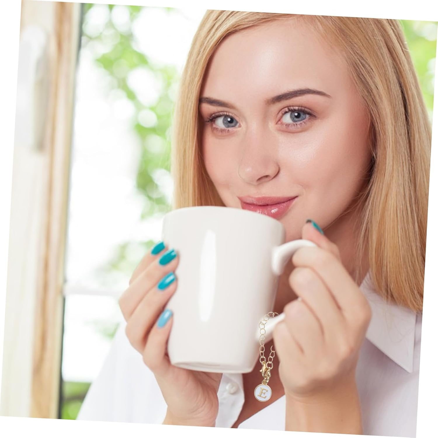 ORFOFE Alloy Letter Keychain with Chain Key Ring Pendant for Car Keys Pocket-Friendly Fashionable Accessory for Women and Teens image number 2