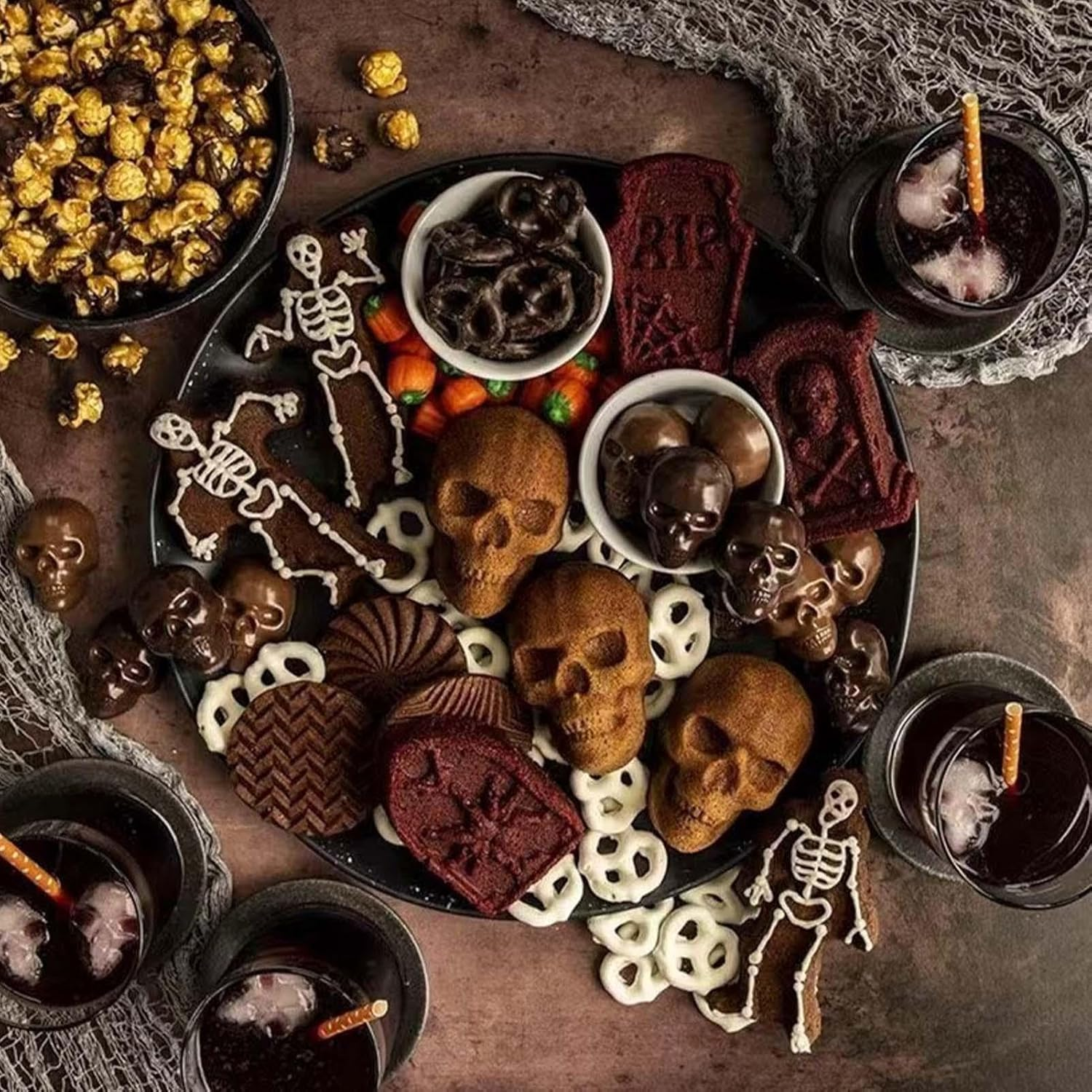 Skull Cake Mold, Creepy Muffin Mould, Skull Candy Tray, Skull Cake Pan, Aluminum Skull Mold, Skull Kitchen Gadget, Skull Cake Tray Kitchen Gadget for Birthdays Christmas New Year Halloween image number 1