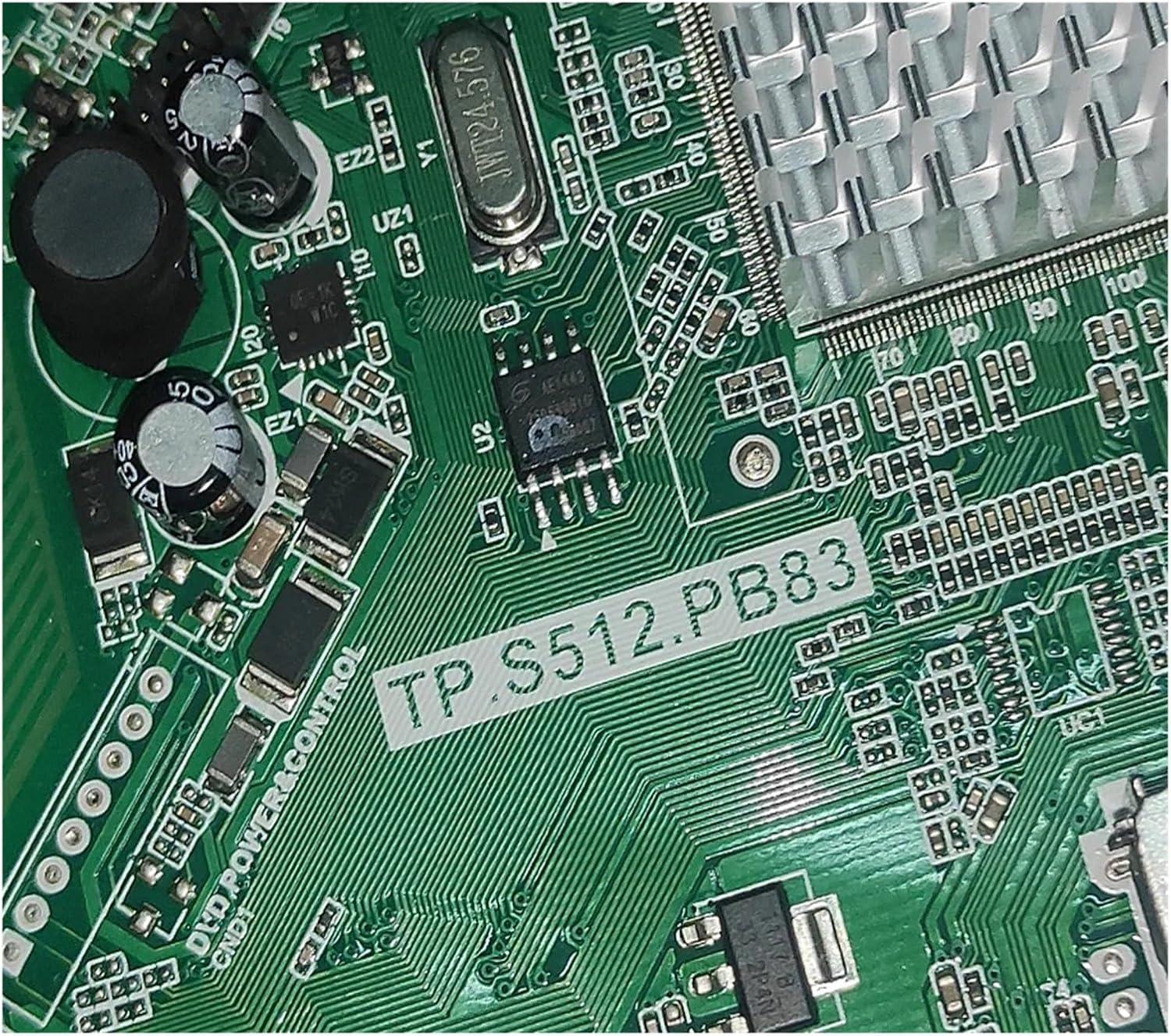 TP.S512.PB83 !Three-In-One TV Motherboard 45-55V 680Ma ，Compatible for Haier， 32B7 TV Mate LC320EXJ-SEE1 LEDSCREEN