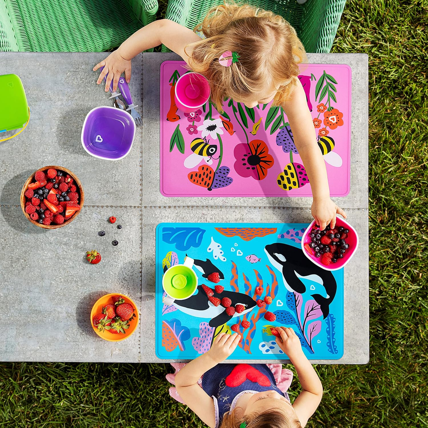 Munchkin Wildlove Reversible Silicone Placemat for Kids, 1Pk, Orca image number 5