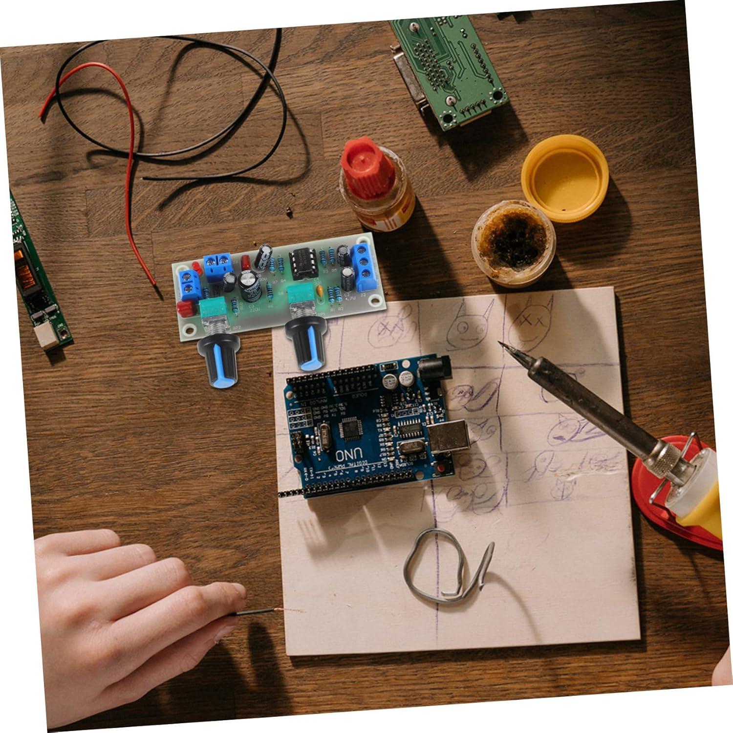 Gatuida Digital Subwoofer Power Amplifier Board Mini Amp with Low Pass Filter and Bass Adjustment Single Power 10-24V Pre Amp Audio Component Amplifier Module for Home Random Color image number 6