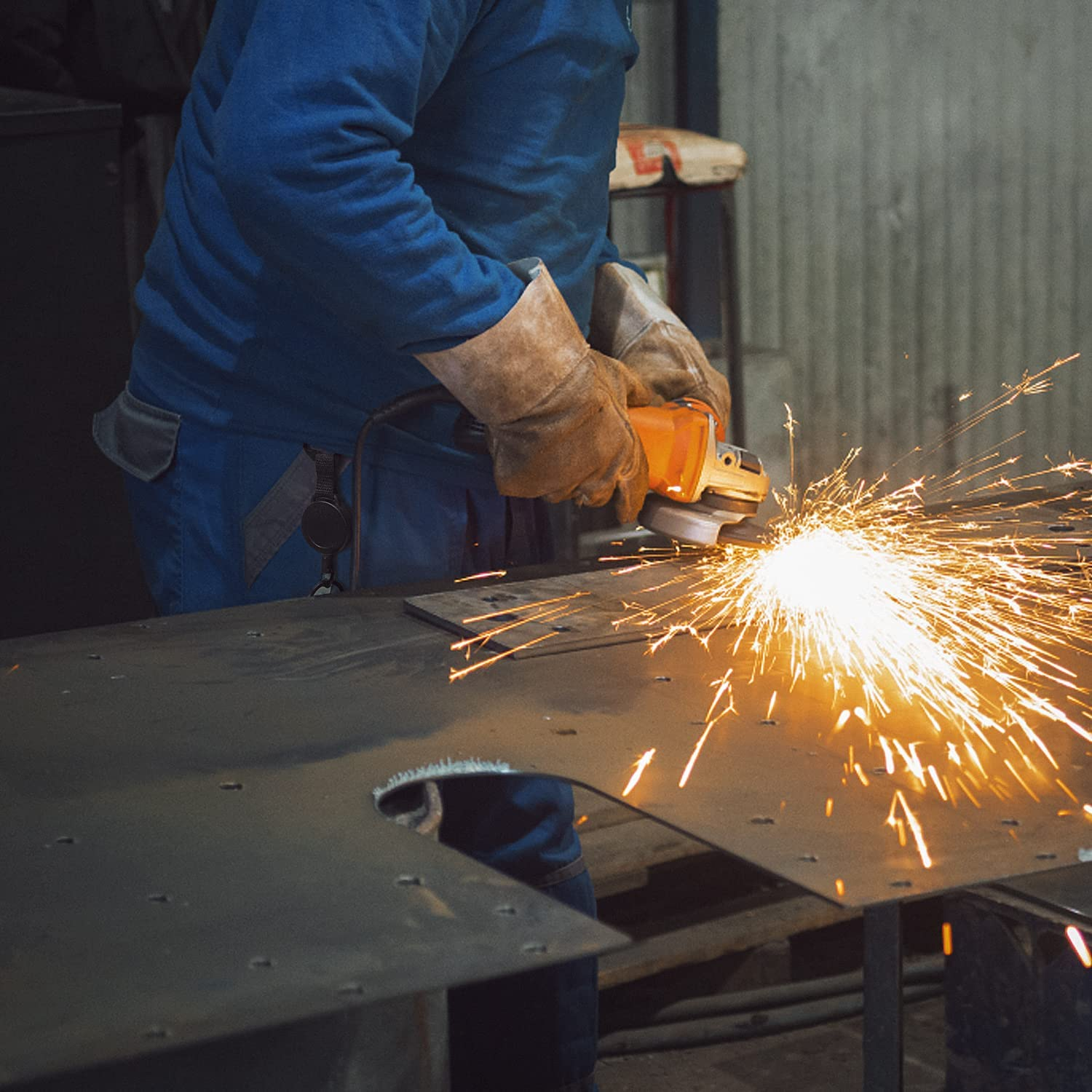 MNGARISTA Retractable Key Chain, Multitool Carabiner Key Holder, Retractable Badge Holder Reel, Heavy Duty Badge Reel with Steel Cable, Black, 2Pcs image number 2