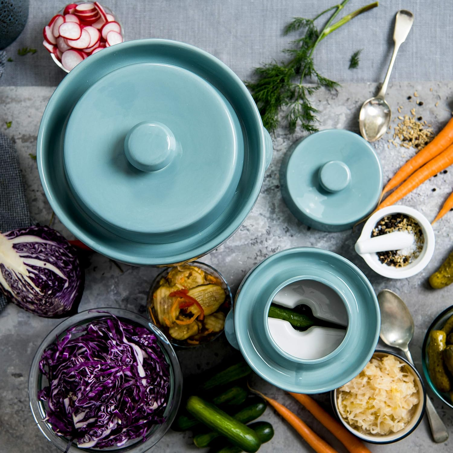 Fermentation Crock Jar Sauerkraut Crock - Onggi Kimchi Pot 2L (0.5 Gallon) Ceramic Fermenting Crock with Glazed Weights for Fresh Chinese Pickle, Kimchi & Kombucha - Stoneware Pickling Crock image number 6