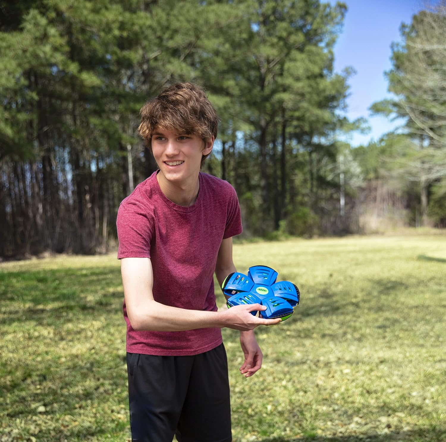 WAHU Phlat Ball Large - Red (23 Cm) | Throw a Disc, Catch a Ball | Ideal for the Garden or the Beach | Kids Outdoor Toys | Ages 6+ - Red image number 6